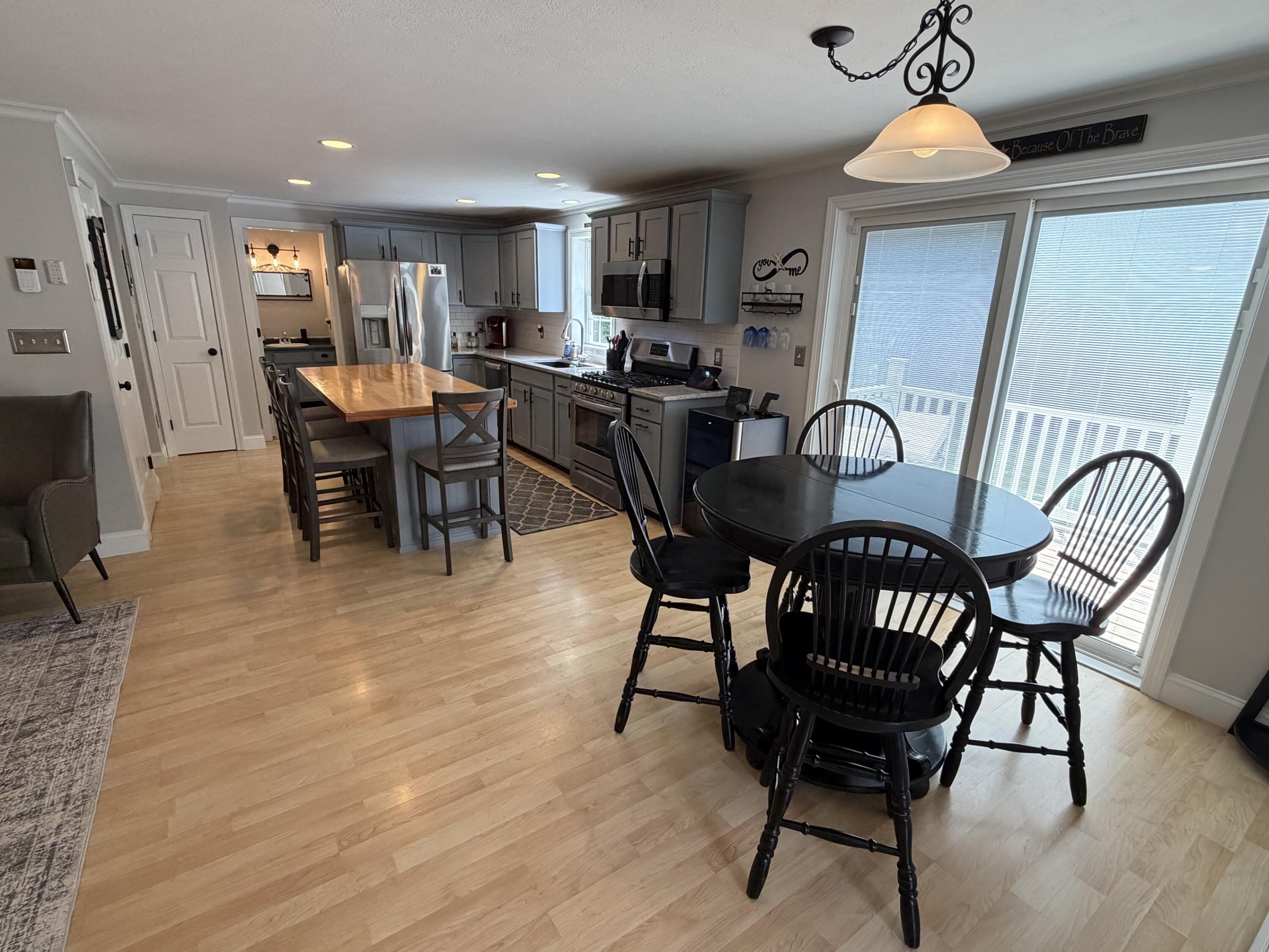 10 Angelwood Road Property Photo 5