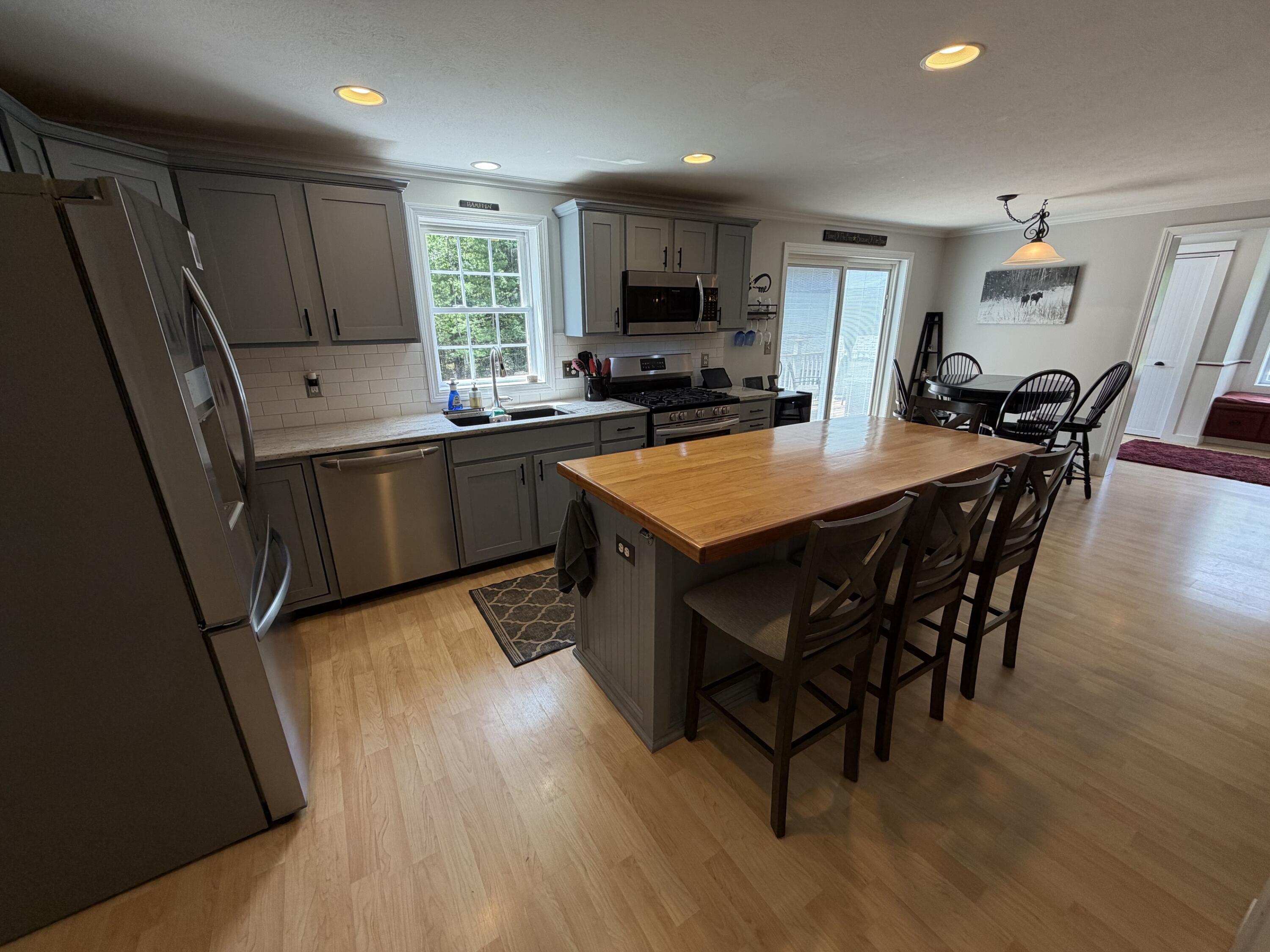 10 Angelwood Road Property Photo 9