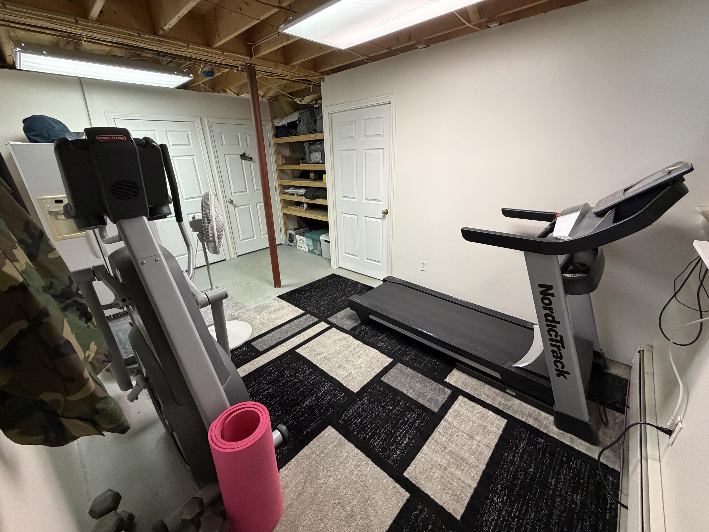 10 Angelwood Road Property Photo 28