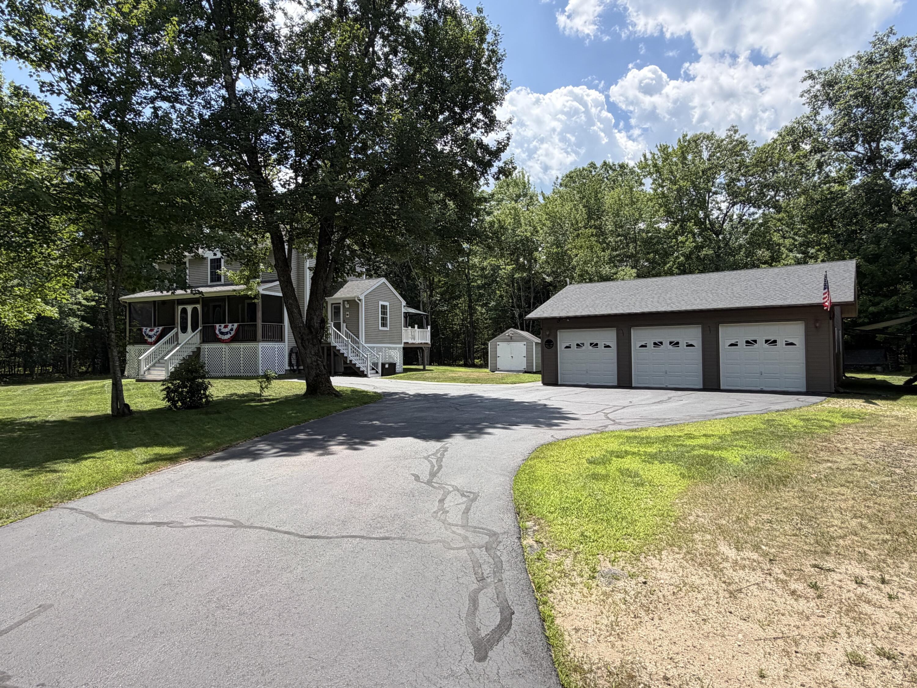 10 Angelwood Road Property Photo 38