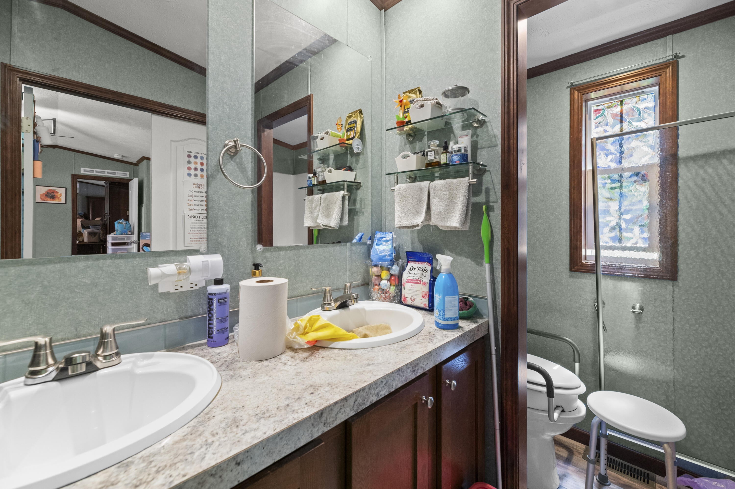 7 Lara Lane Property Photo 10
