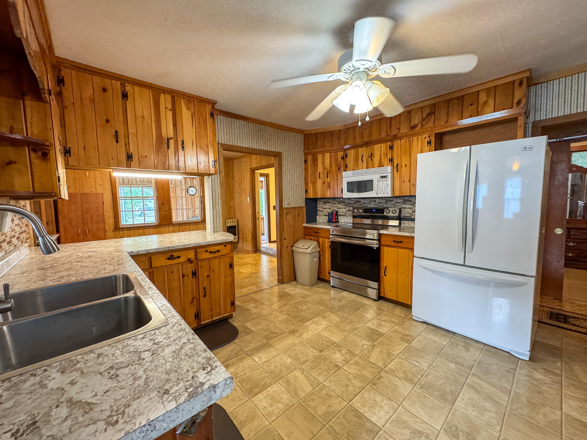 41 Lagrange Road Property Photo 10