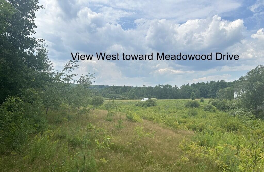 1 Meadowood Drive Property Photo 22