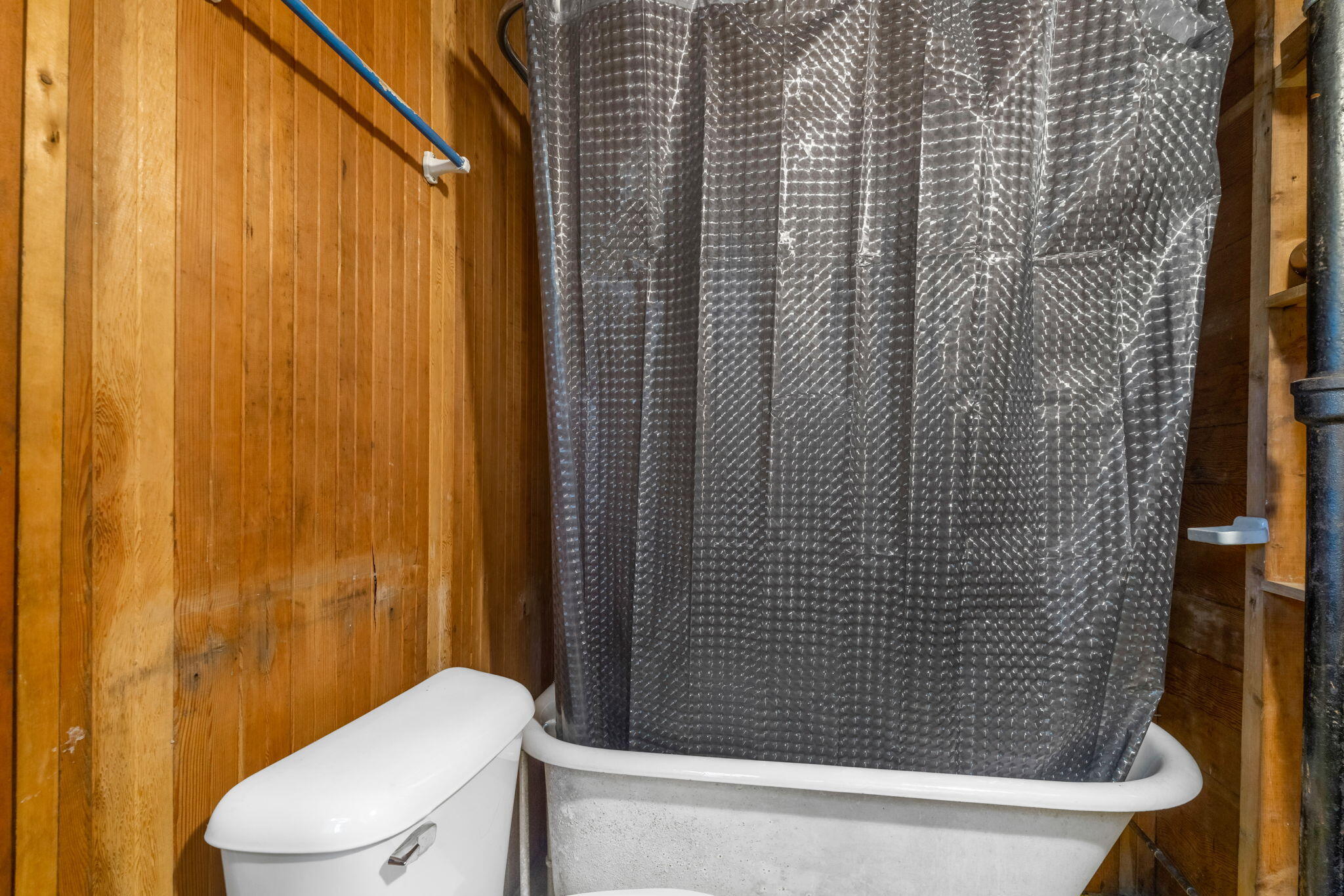 29 Two Rod Road Property Photo 17