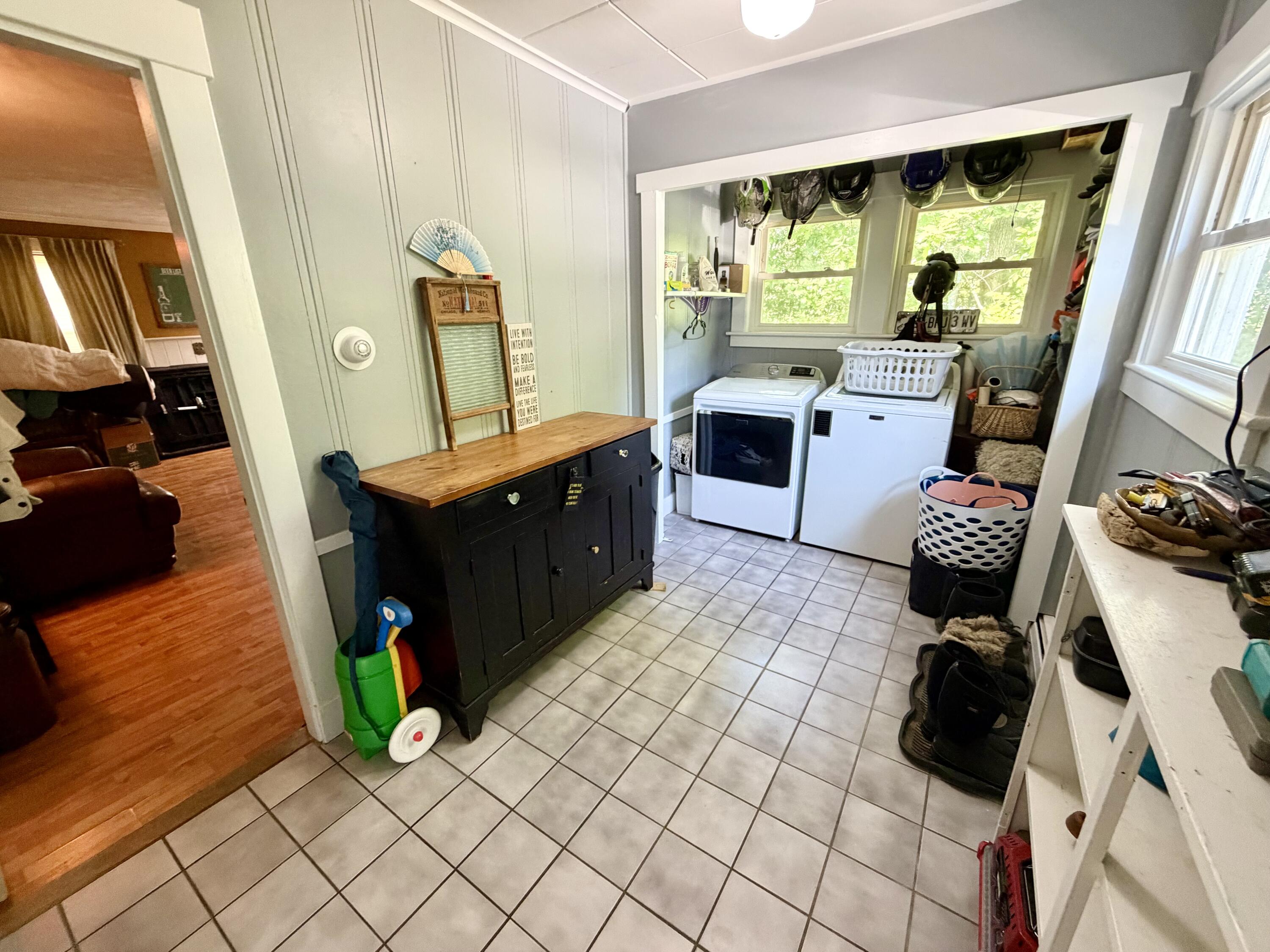 27 High Street Property Photo 69