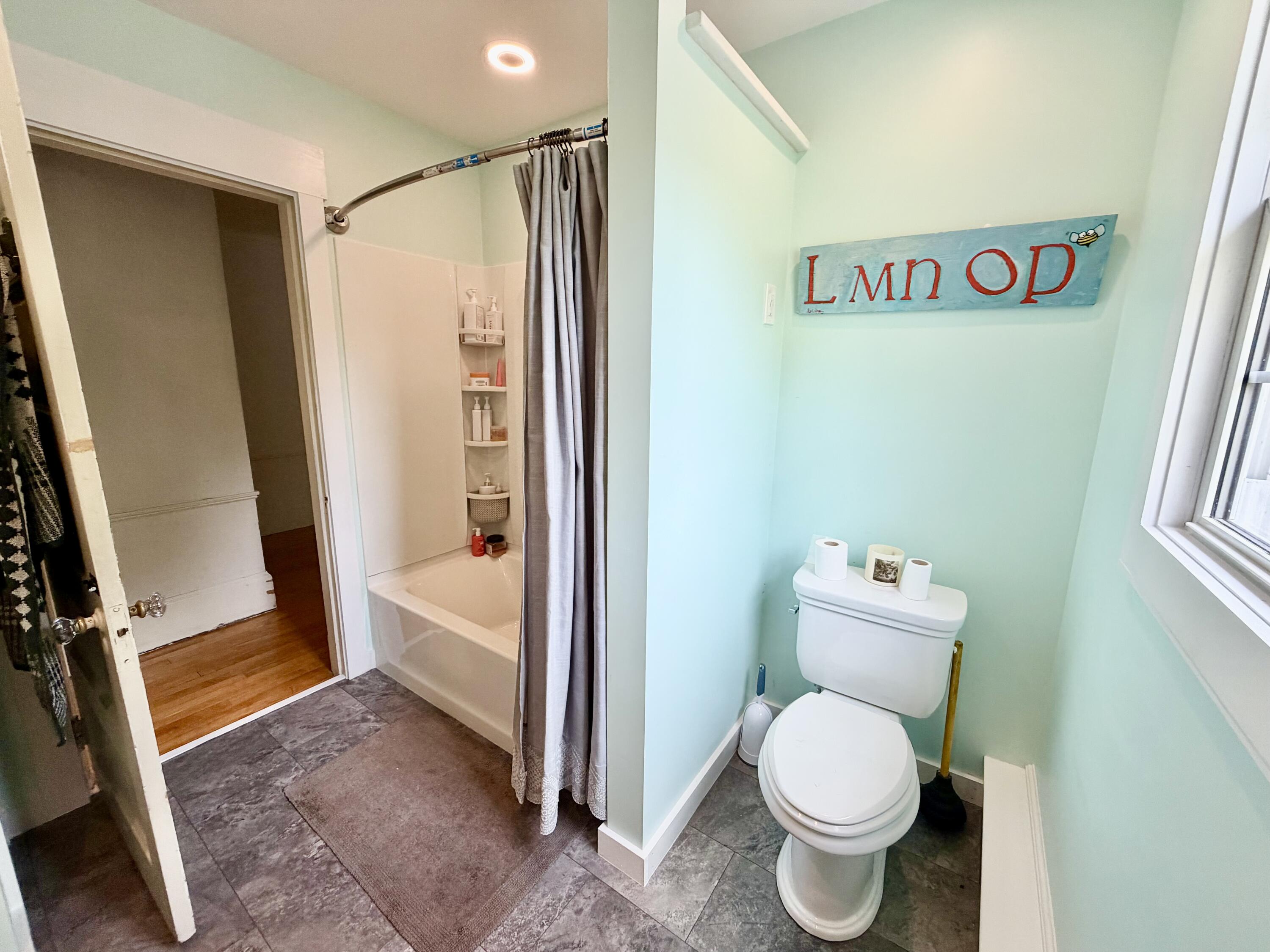 27 High Street Property Photo 105