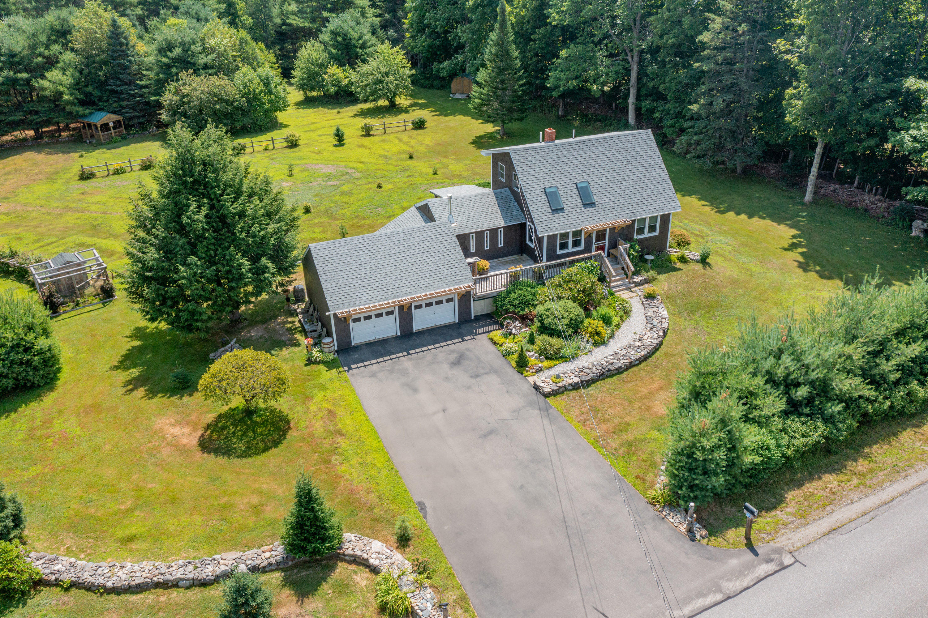 385 Millvale Road Property Photo 2