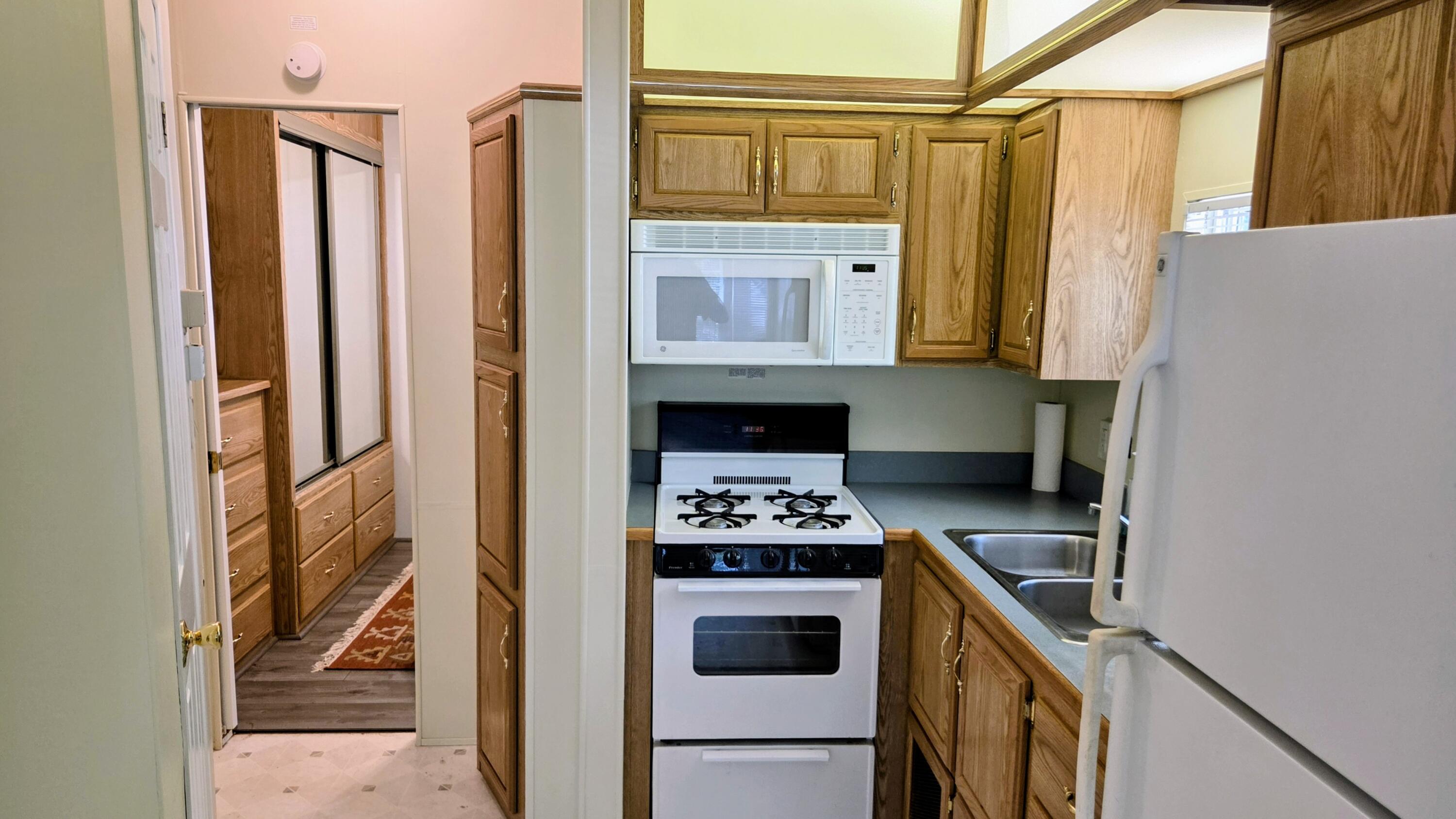 120 Bears Den Road 24e Property Photo 5
