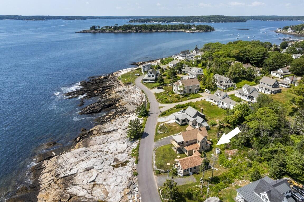 113 Shore Road Property Photo 1