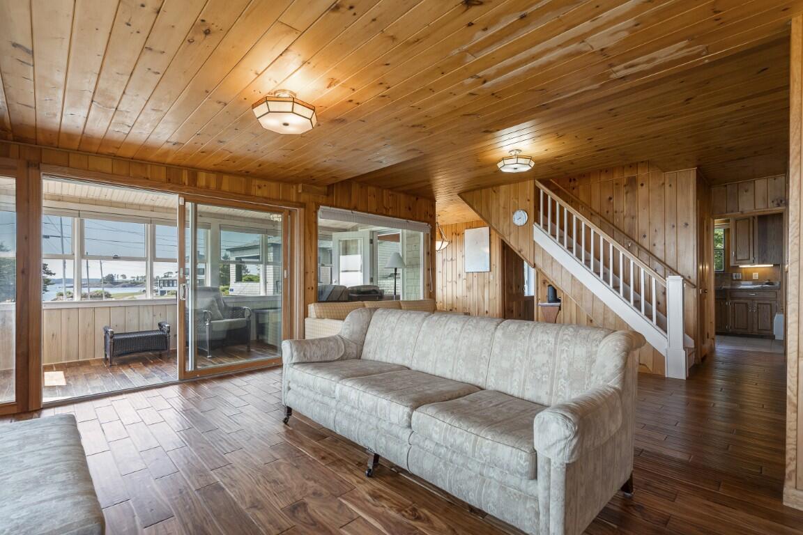 113 Shore Road Property Photo 10