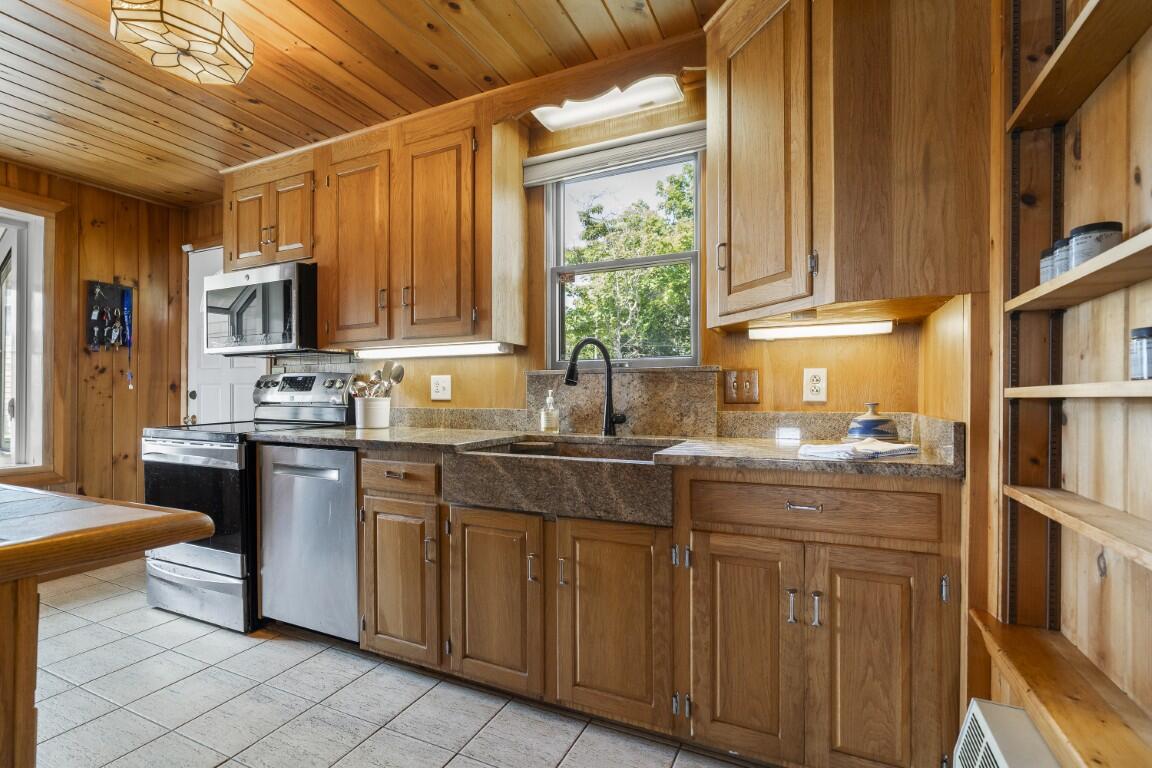 113 Shore Road Property Photo 17