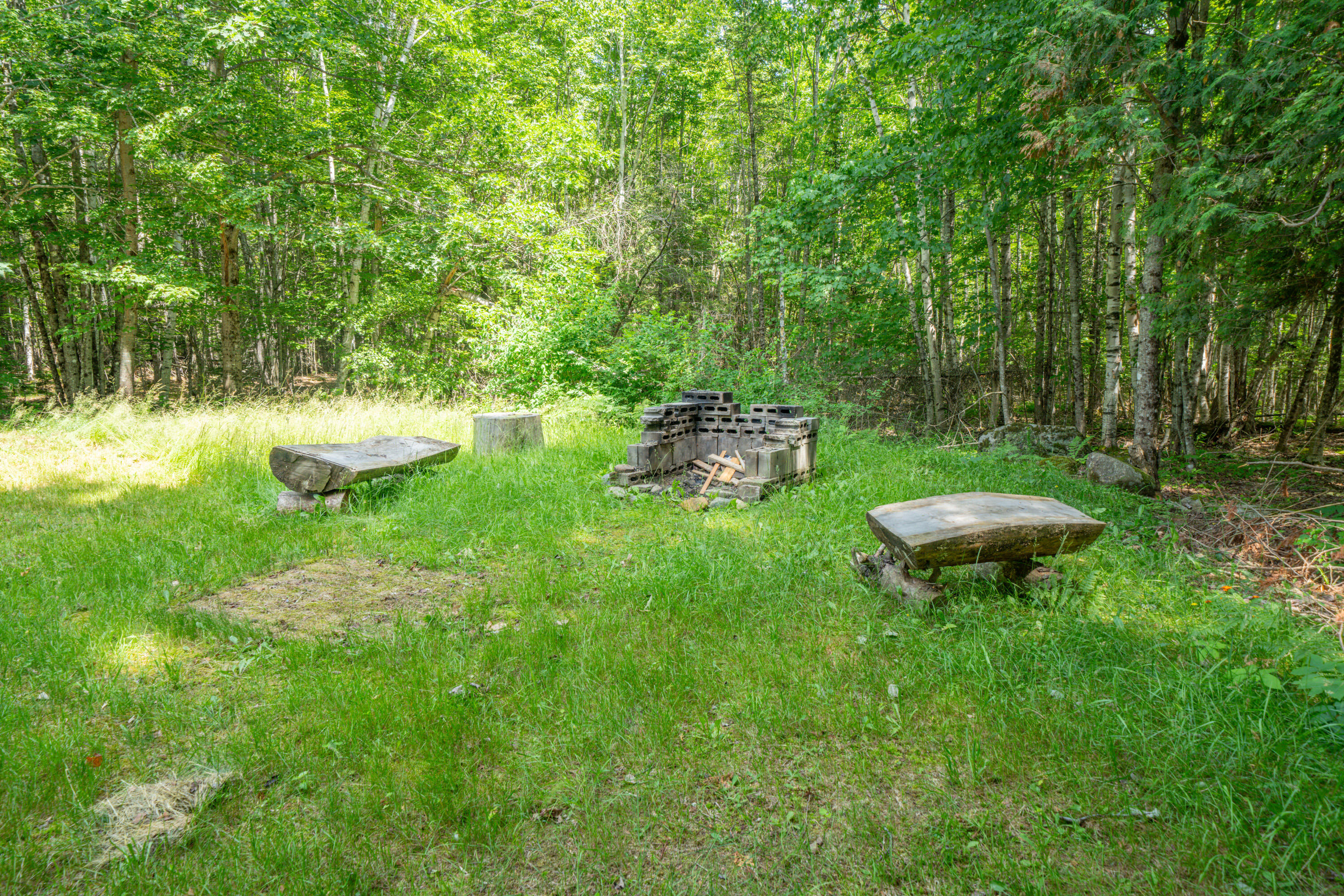 195 Barker Road Property Photo 5