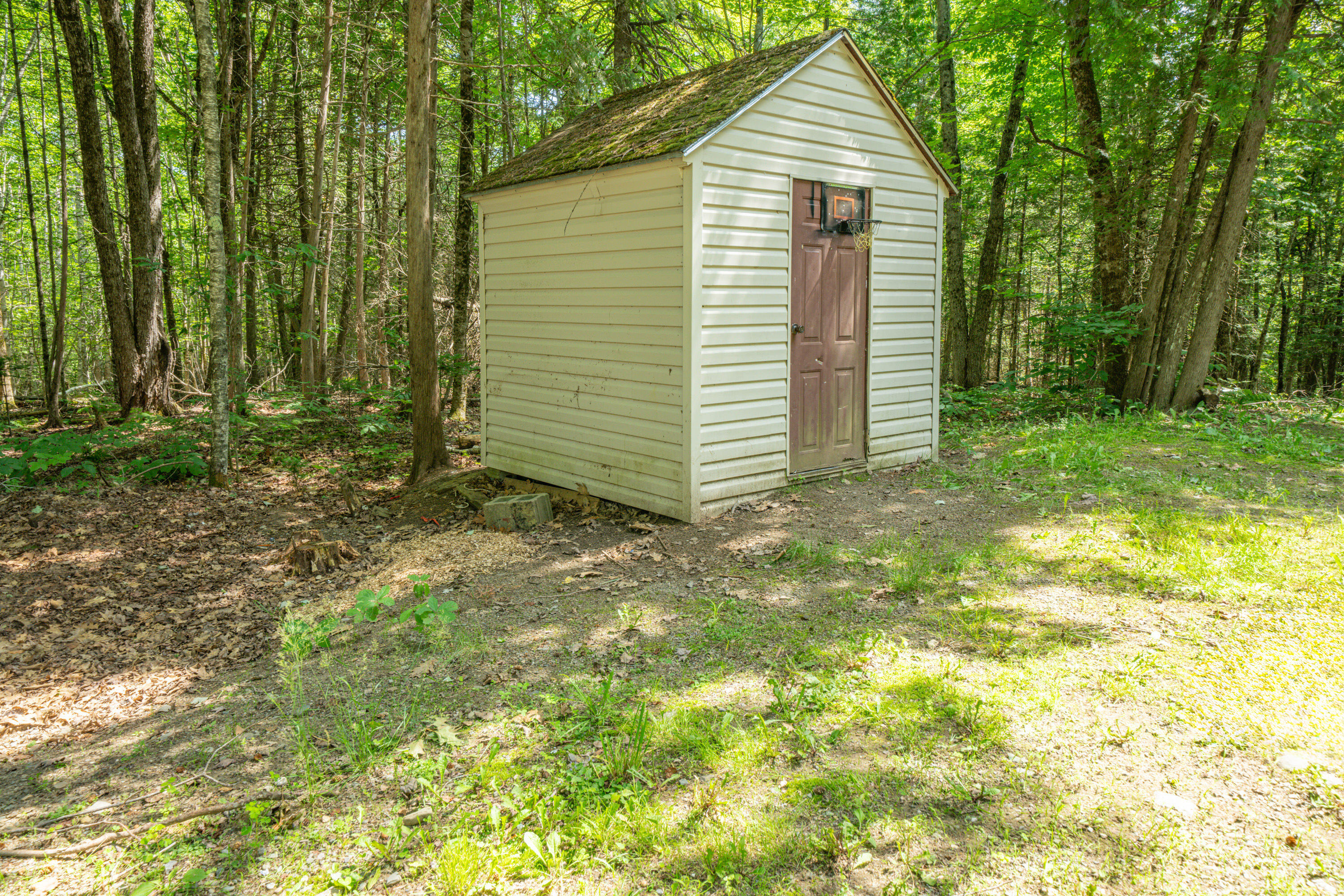 195 Barker Road Property Photo 7