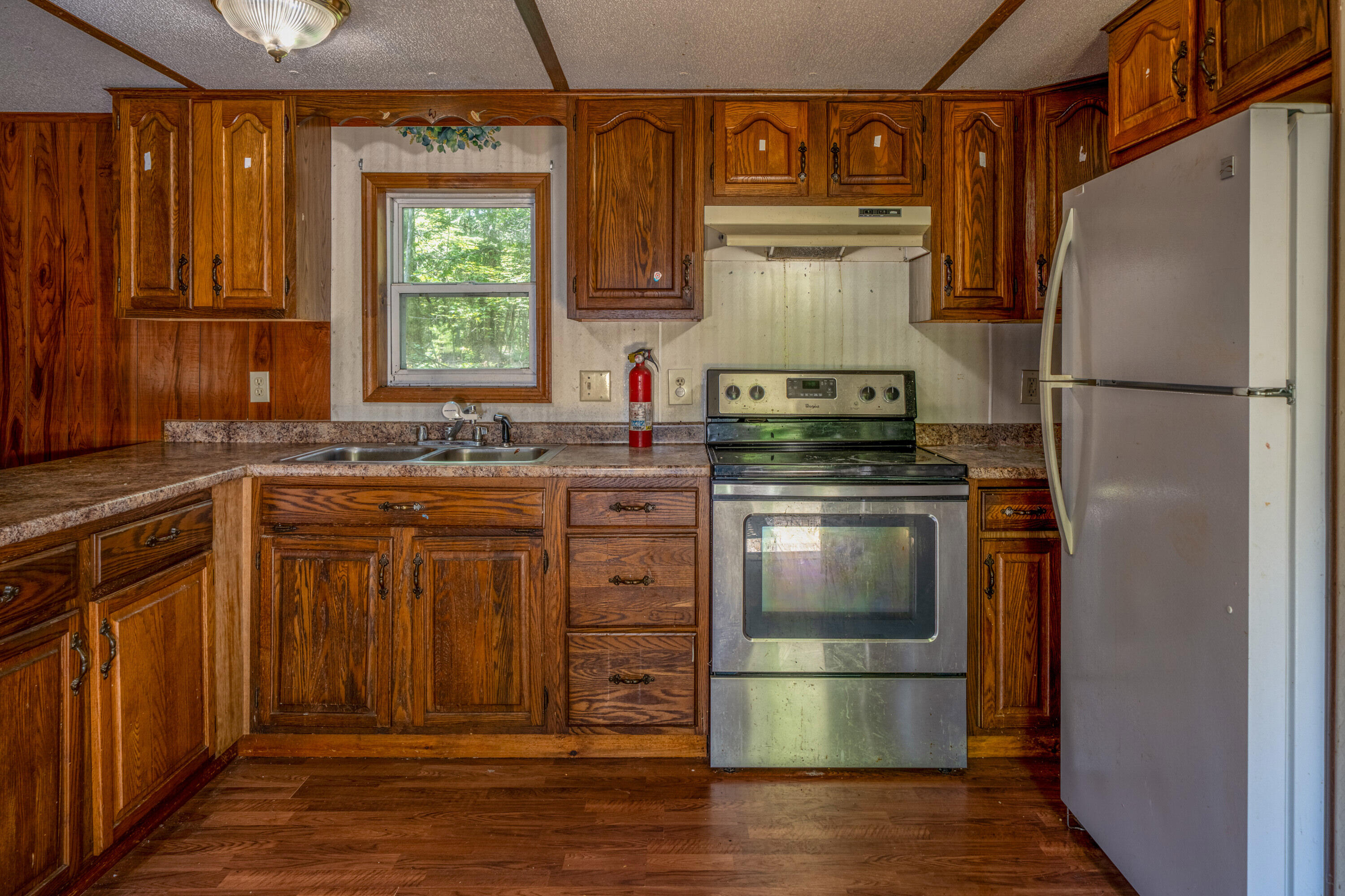 195 Barker Road Property Photo 10