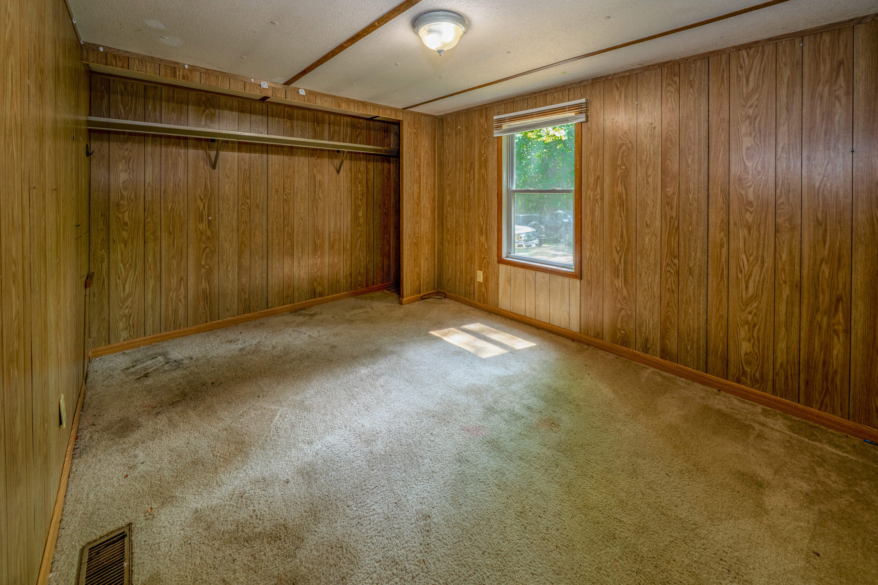 195 Barker Road Property Photo 13