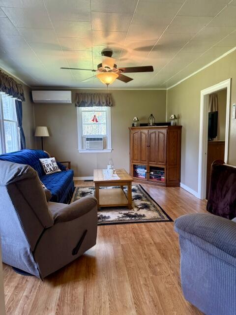 655 Main Street Property Photo 8