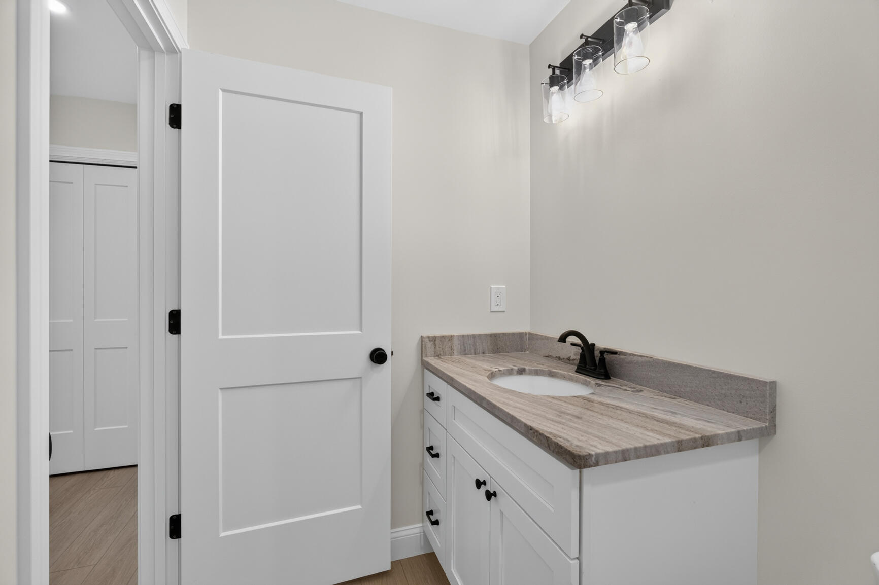 14a Coppice Grove Drive 7 Property Photo 16