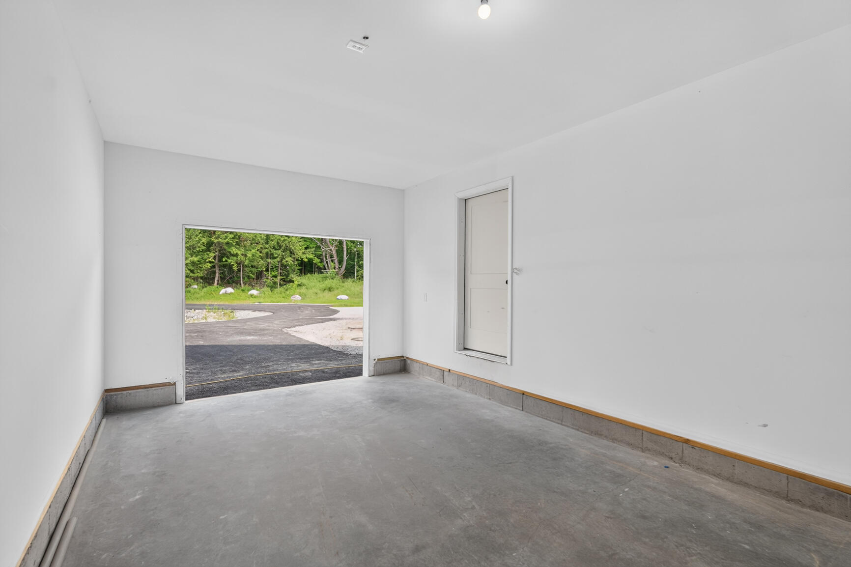 14a Coppice Grove Drive 7 Property Photo 32