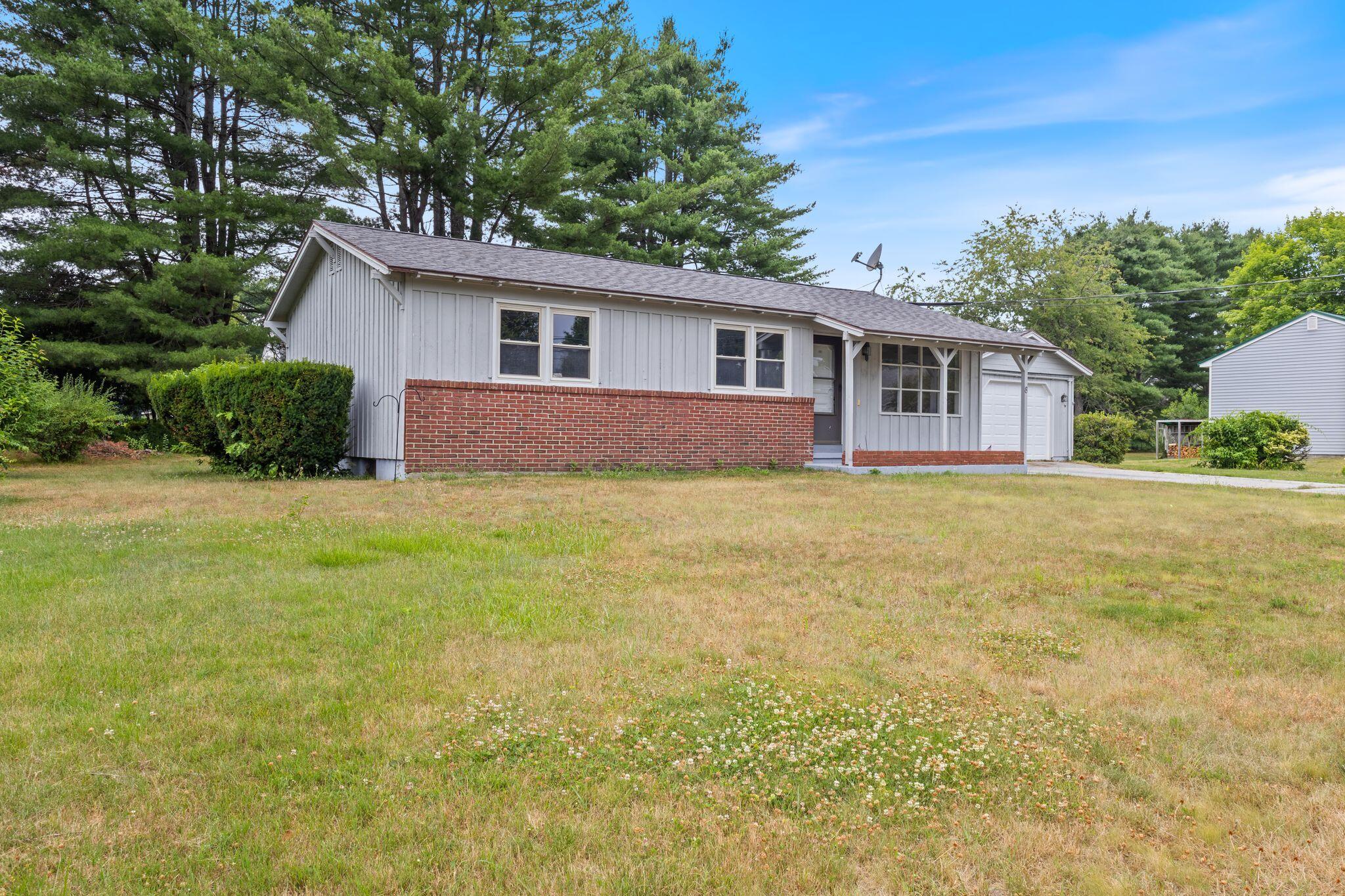 8 Elaine Drive Property Photo 3