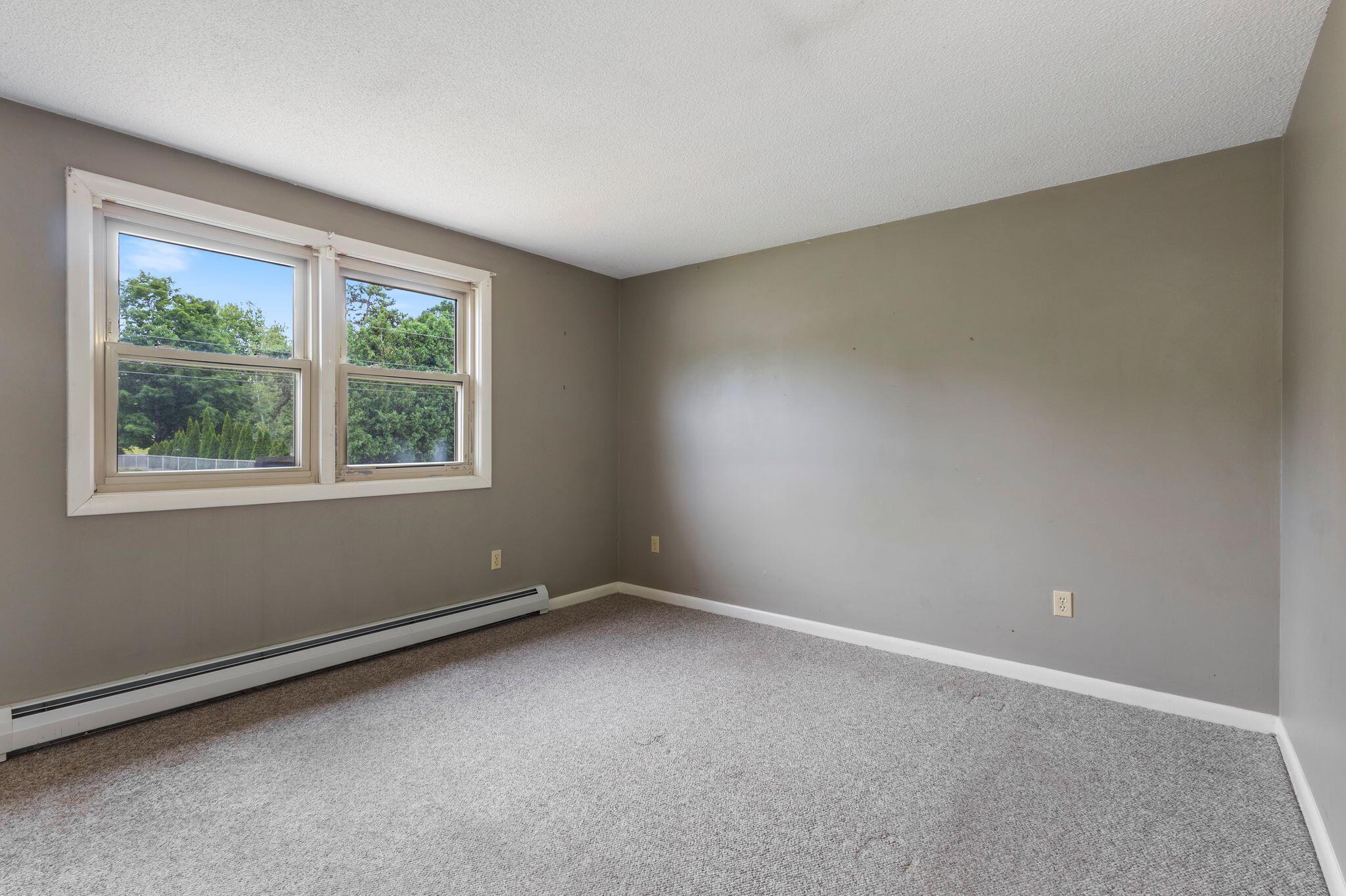8 Elaine Drive Property Photo 15
