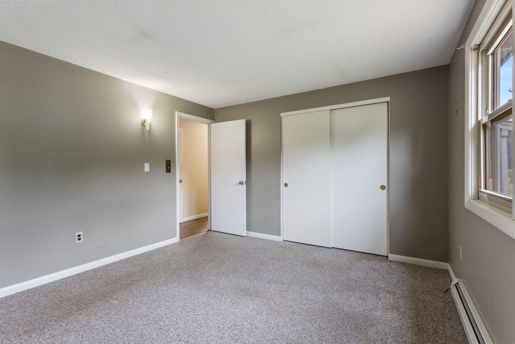 8 Elaine Drive Property Photo 16