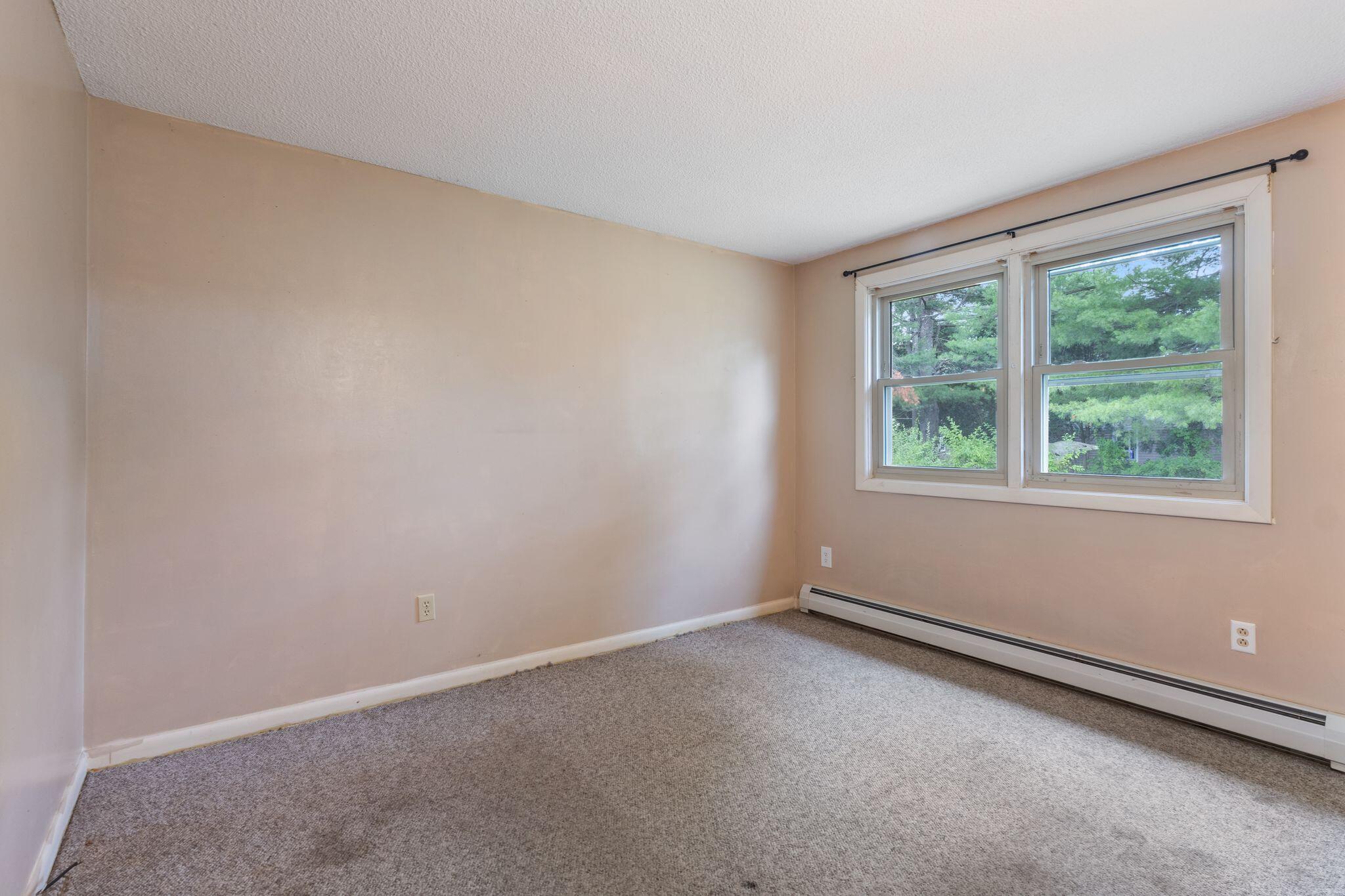 8 Elaine Drive Property Photo 17