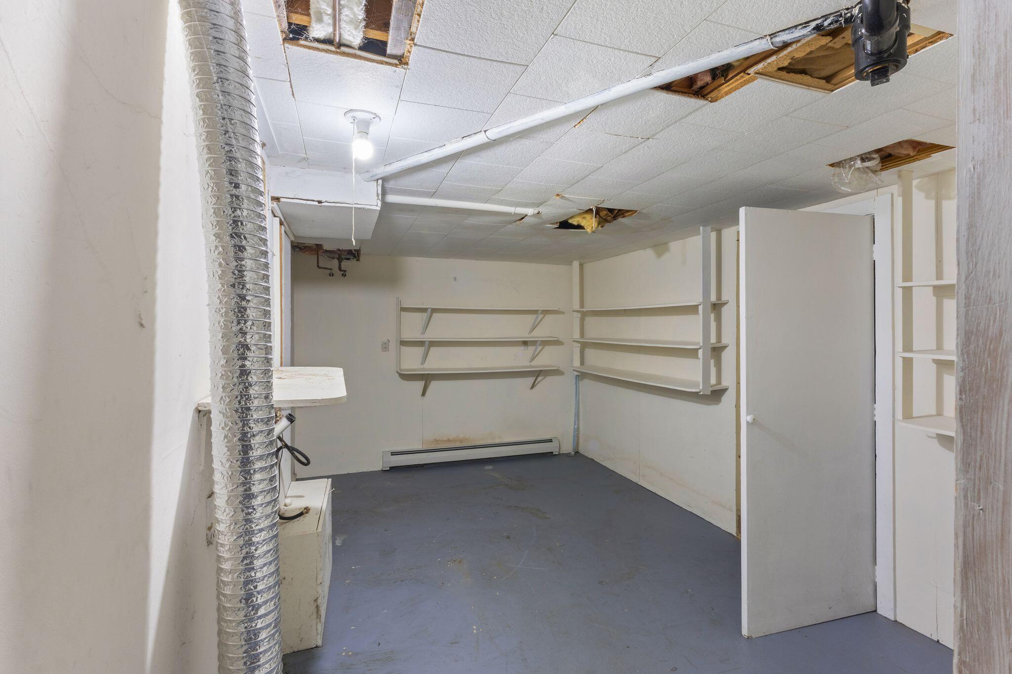 8 Elaine Drive Property Photo 18