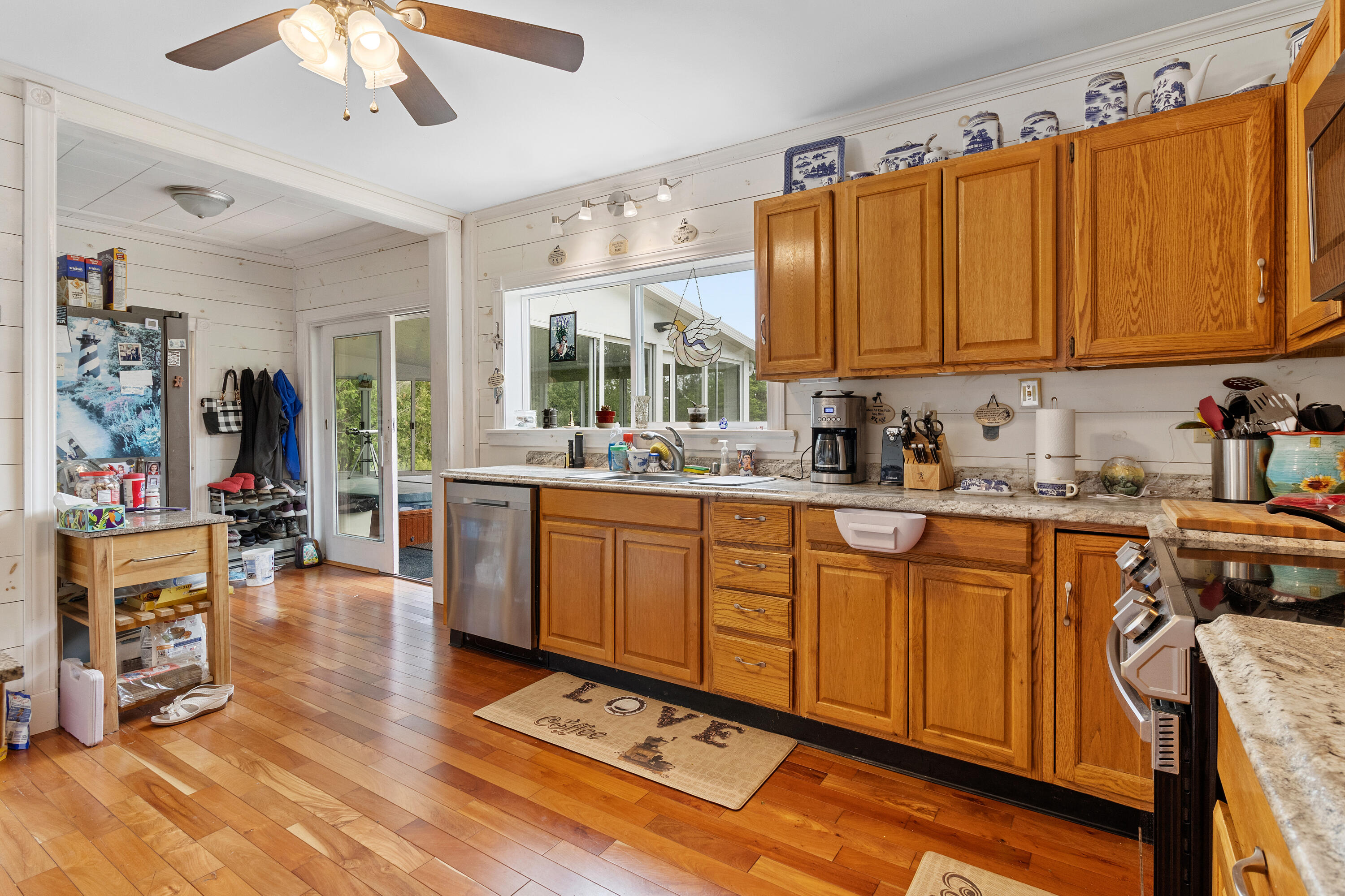 152 Spruce Head Road Property Photo 8