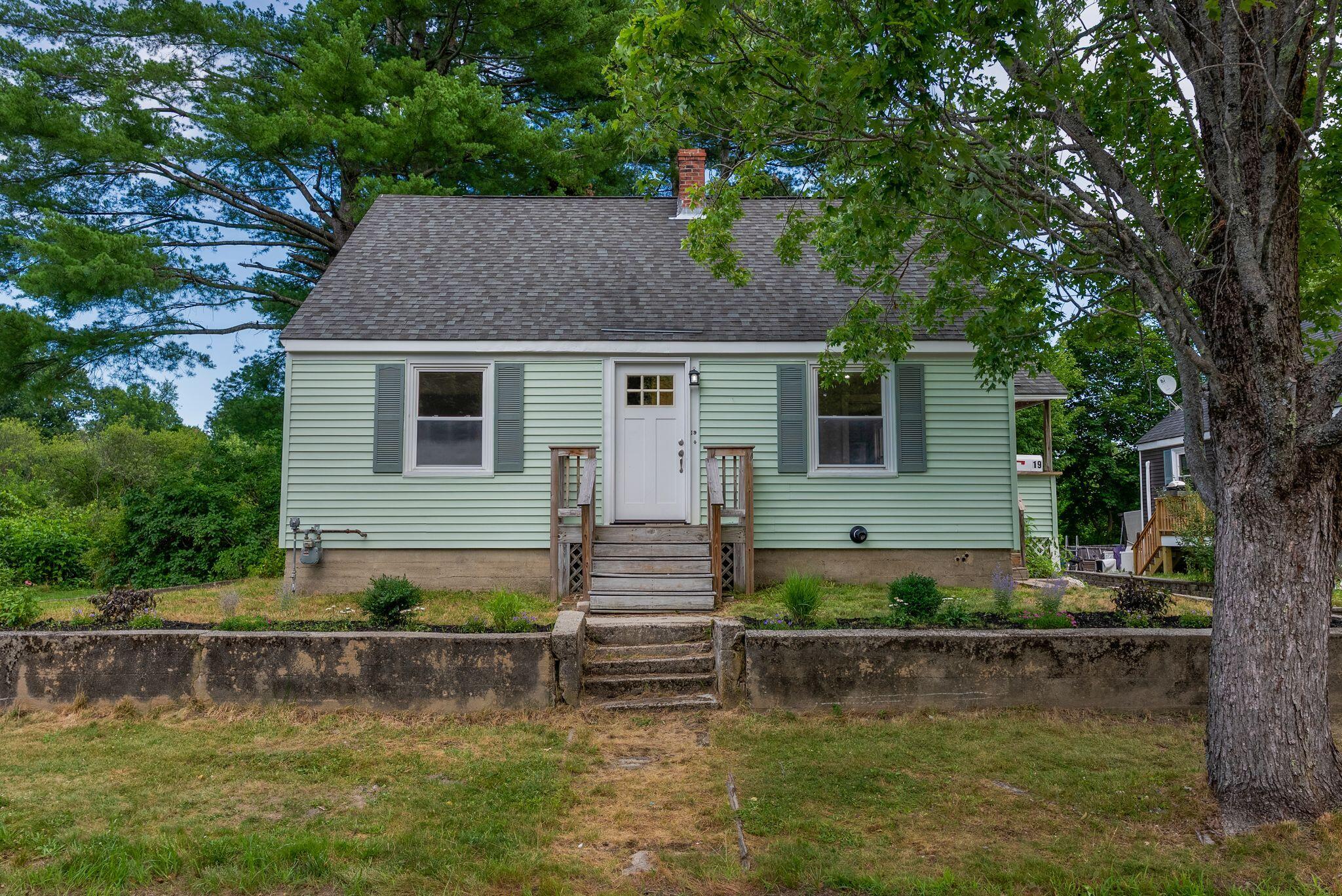 19 Fairlawn Avenue Property Photo 1