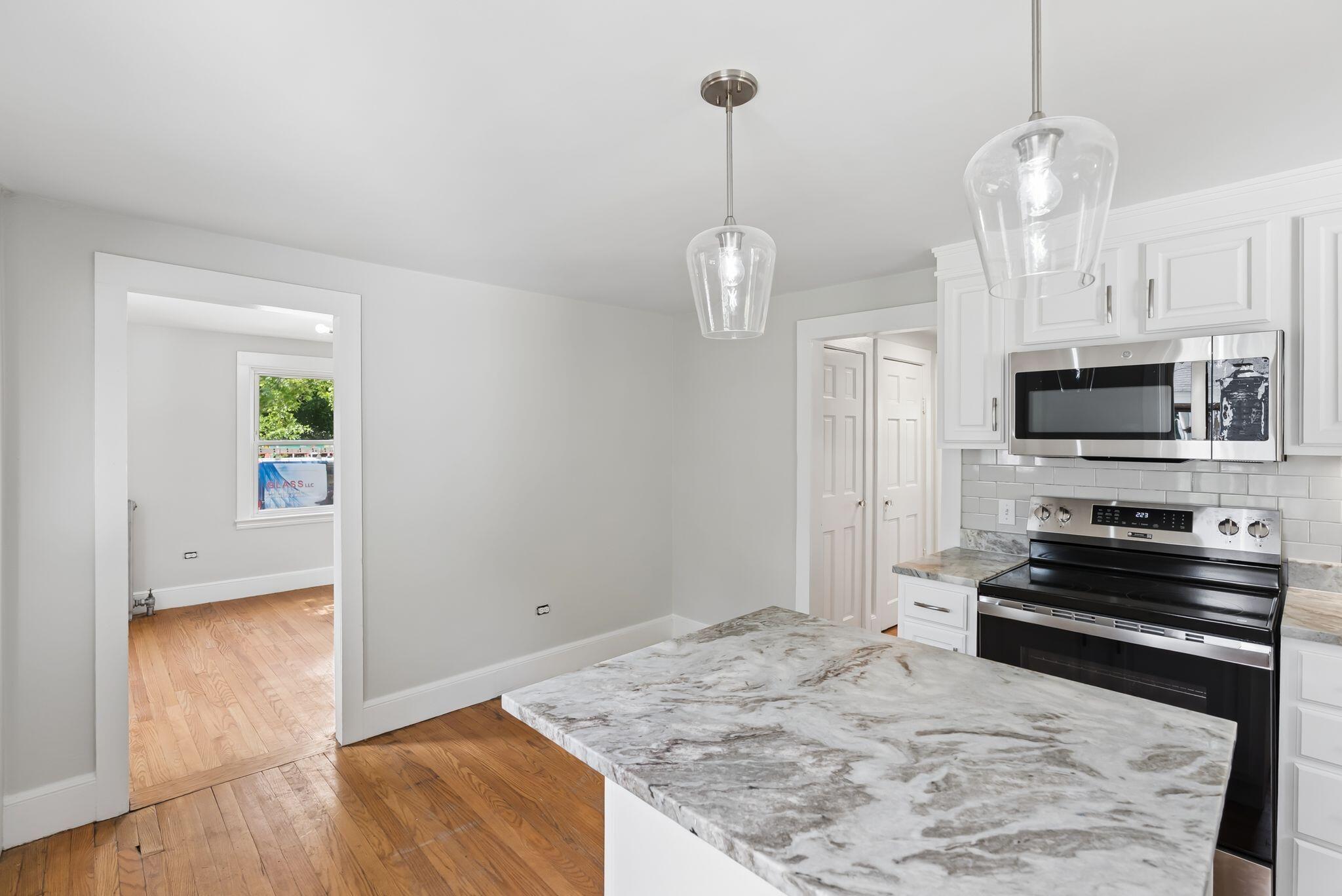 19 Fairlawn Avenue Property Photo 4