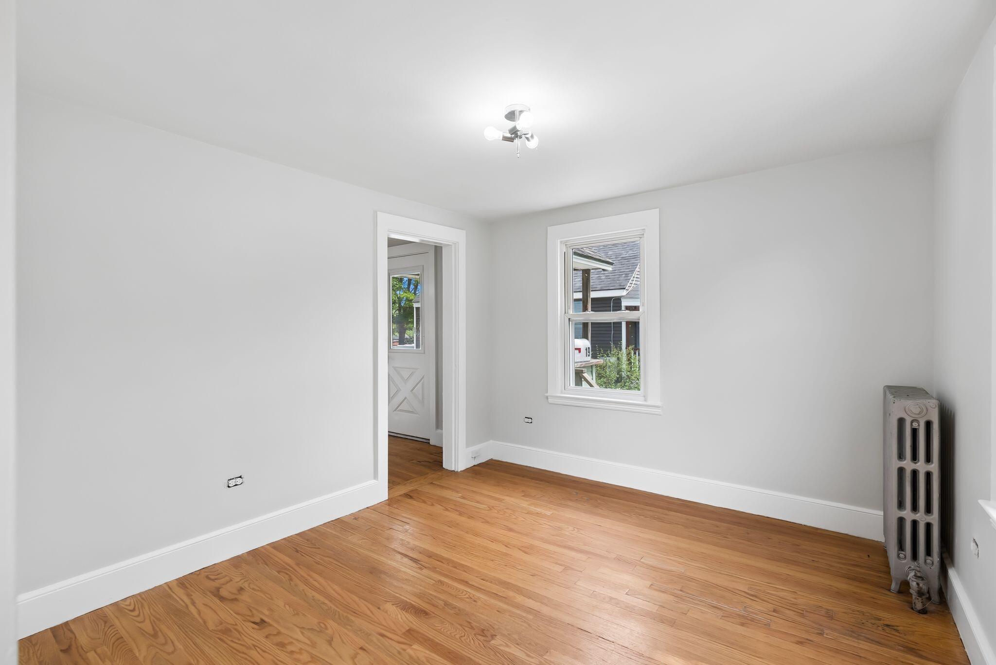 19 Fairlawn Avenue Property Photo 7