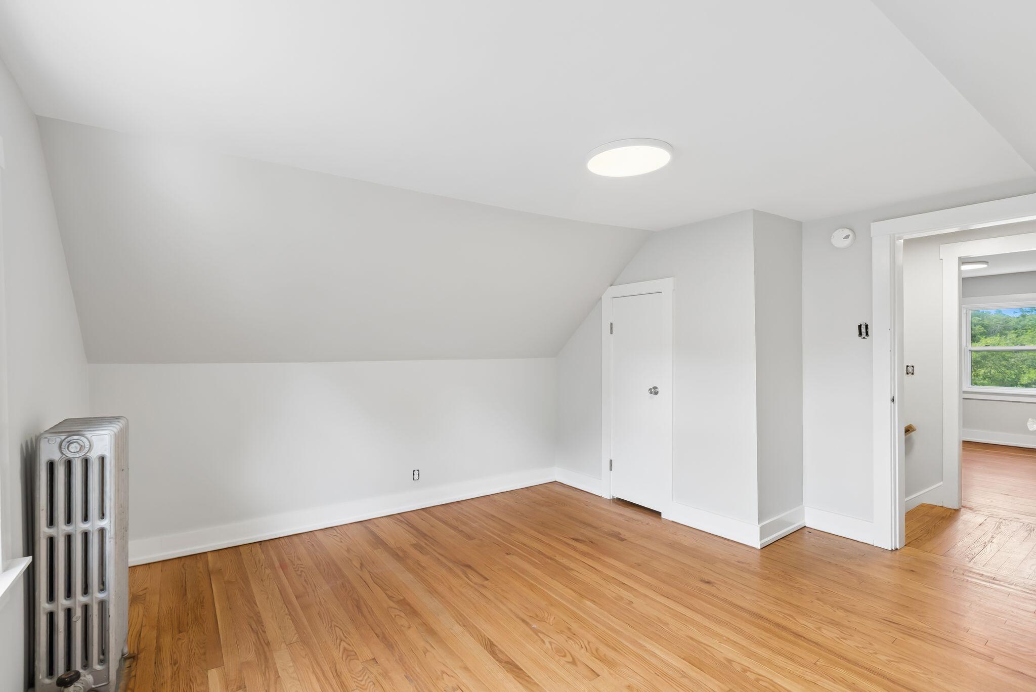 19 Fairlawn Avenue Property Photo 16