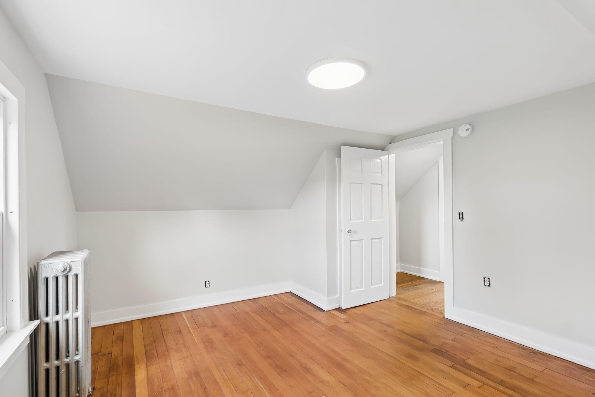 19 Fairlawn Avenue Property Photo 18