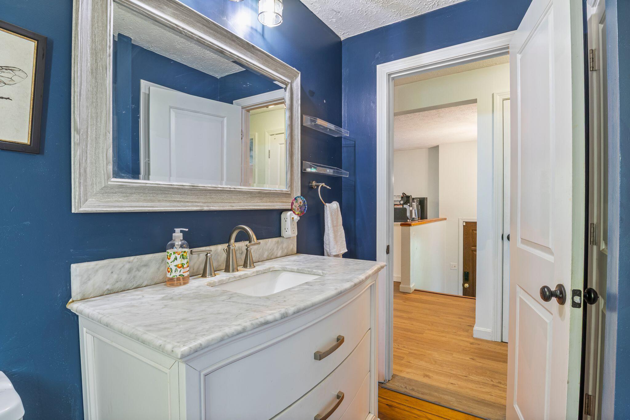 1333 S Waterboro Road Property Photo 6