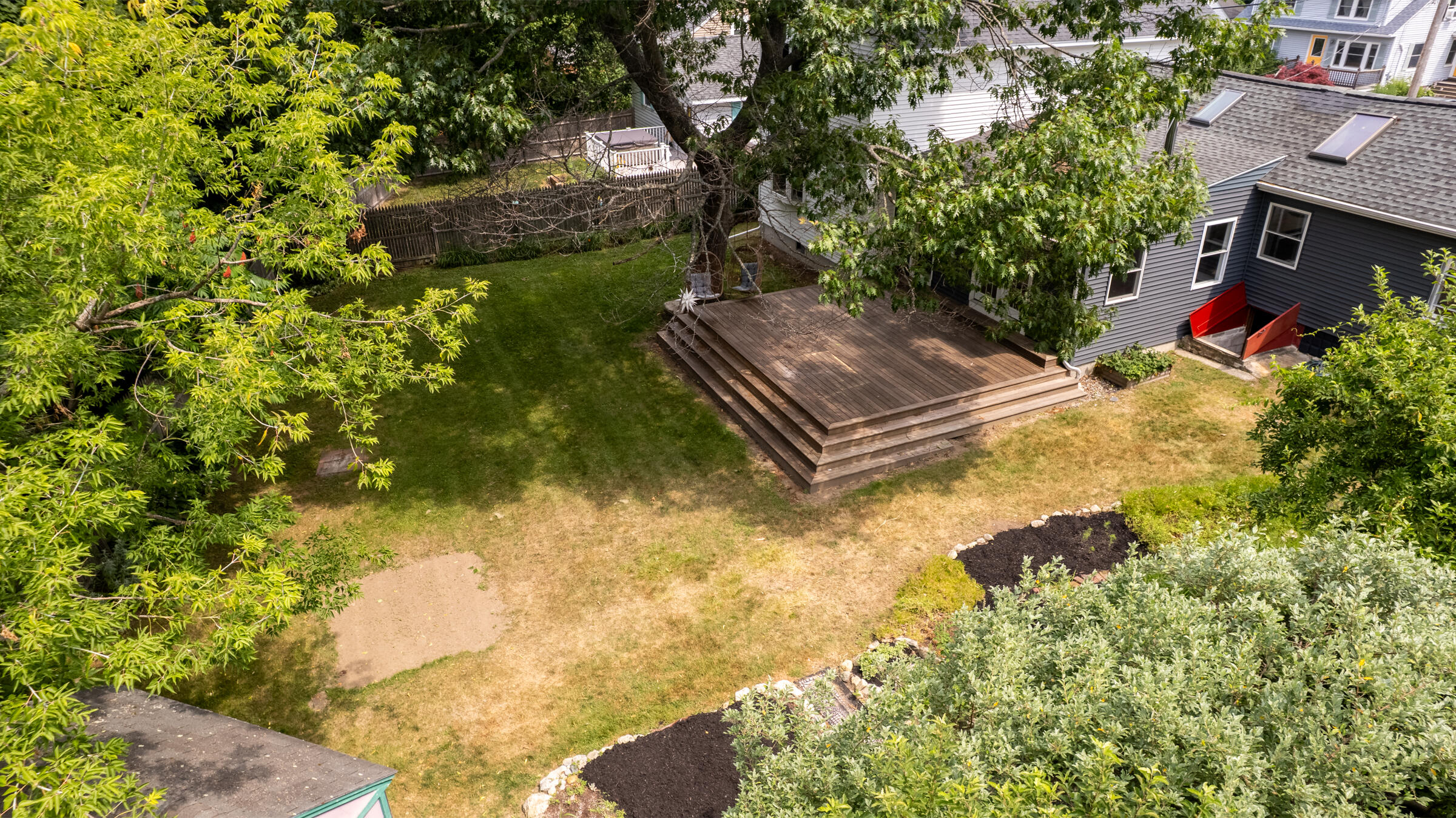 23 Spring Street Property Photo 12