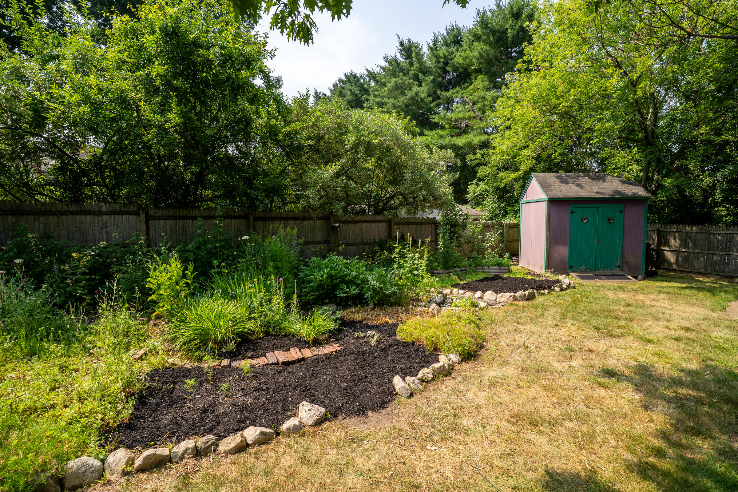 23 Spring Street Property Photo 16