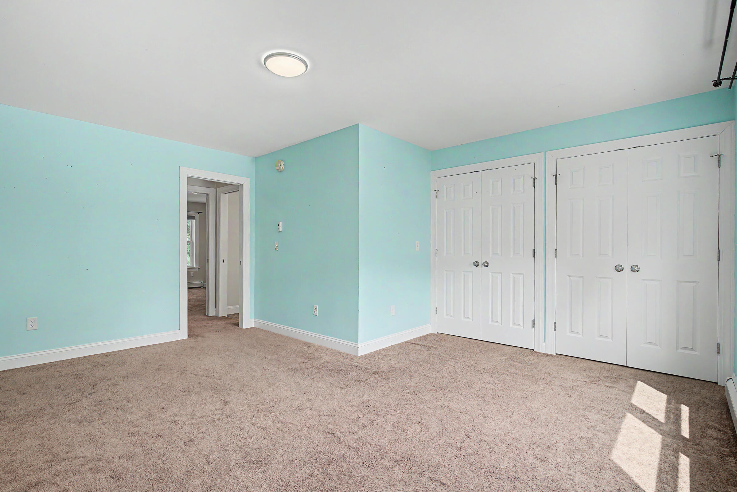 23 Spring Street Property Photo 42