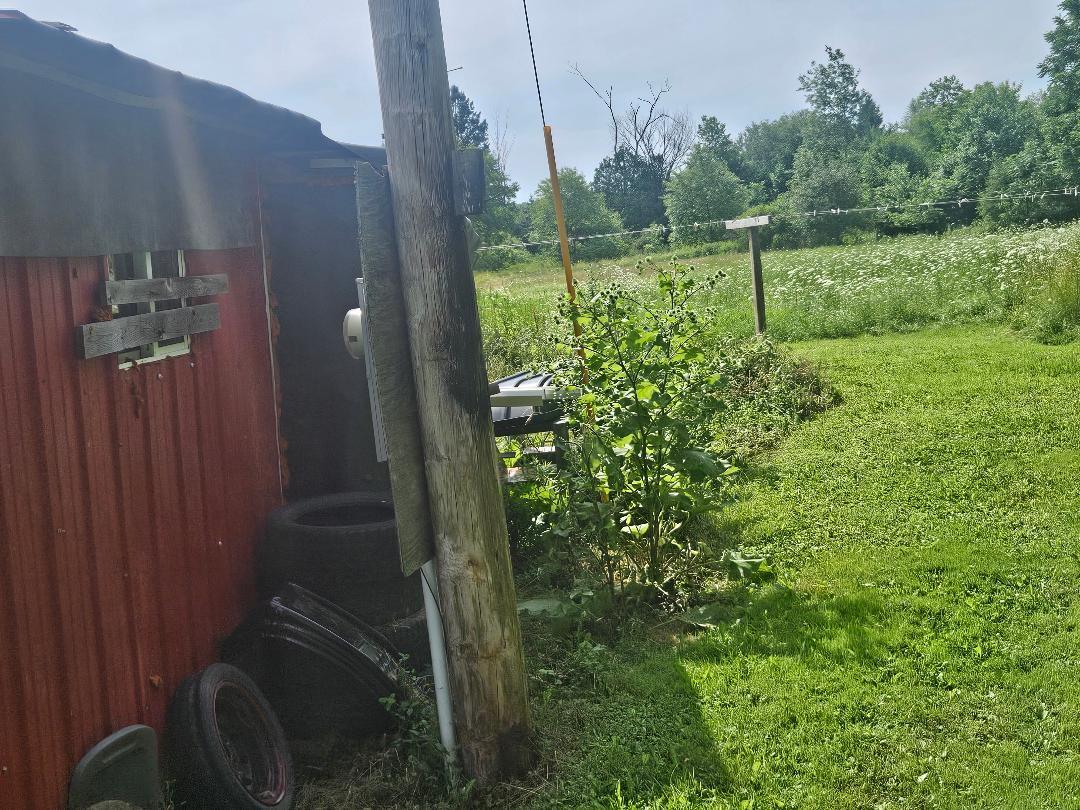 120 Flood Road Property Photo 4