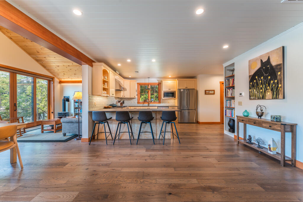 22 Little Crow Point Property Photo 13