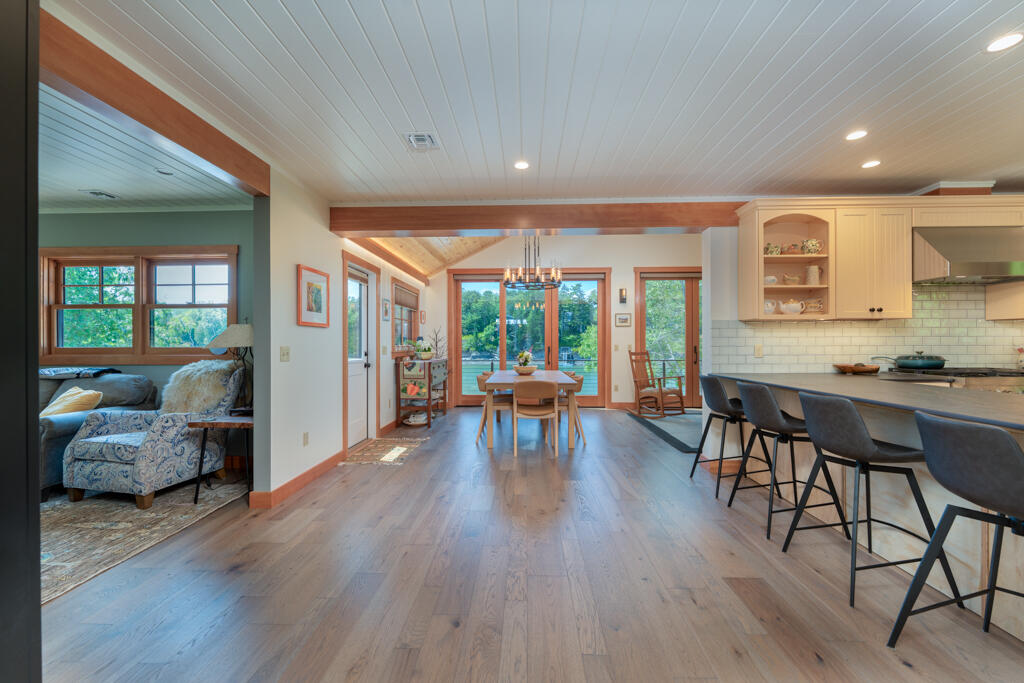 22 Little Crow Point Property Photo 16