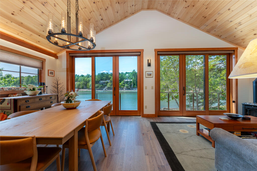 22 Little Crow Point Property Photo 17