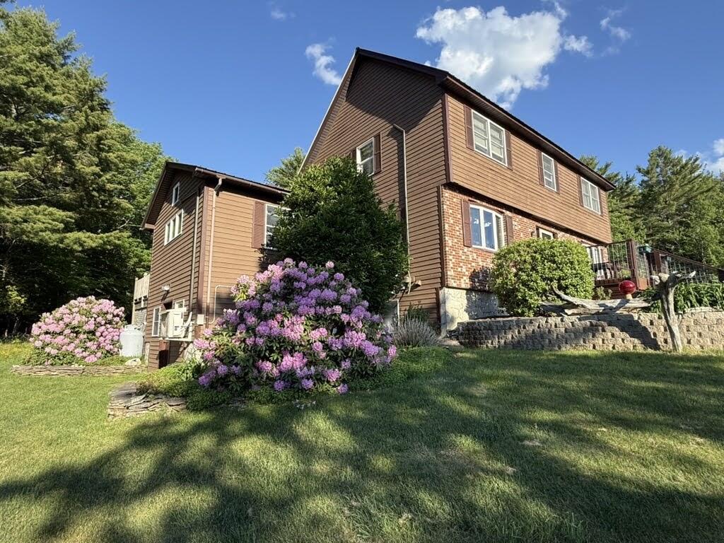 10 Penny Lane Property Photo 2