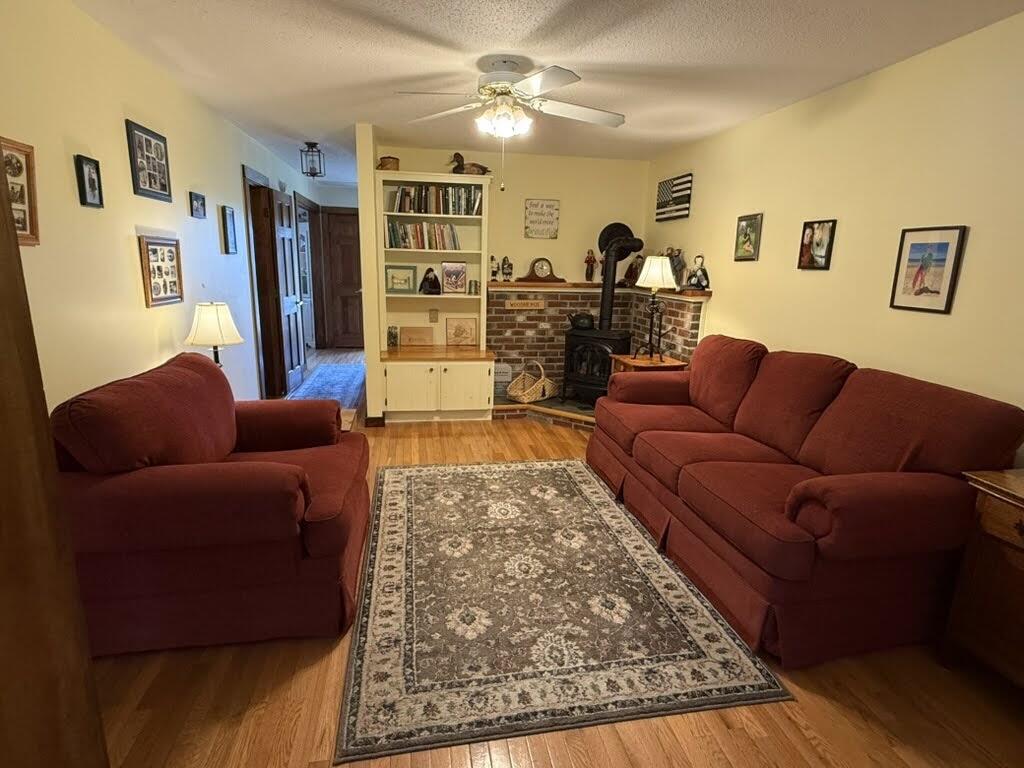 10 Penny Lane Property Photo 16