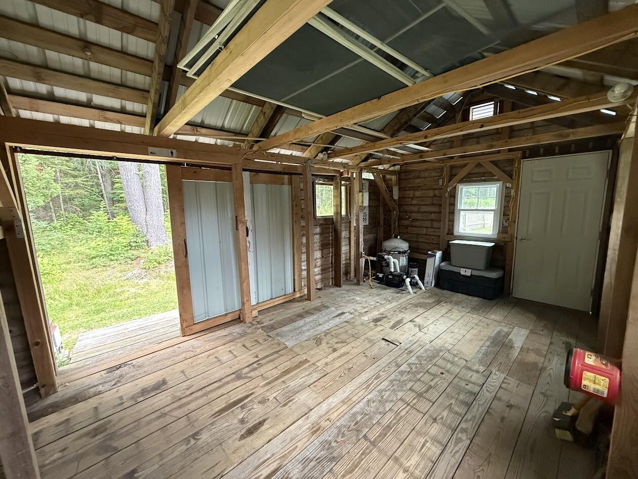 10 Penny Lane Property Photo 73
