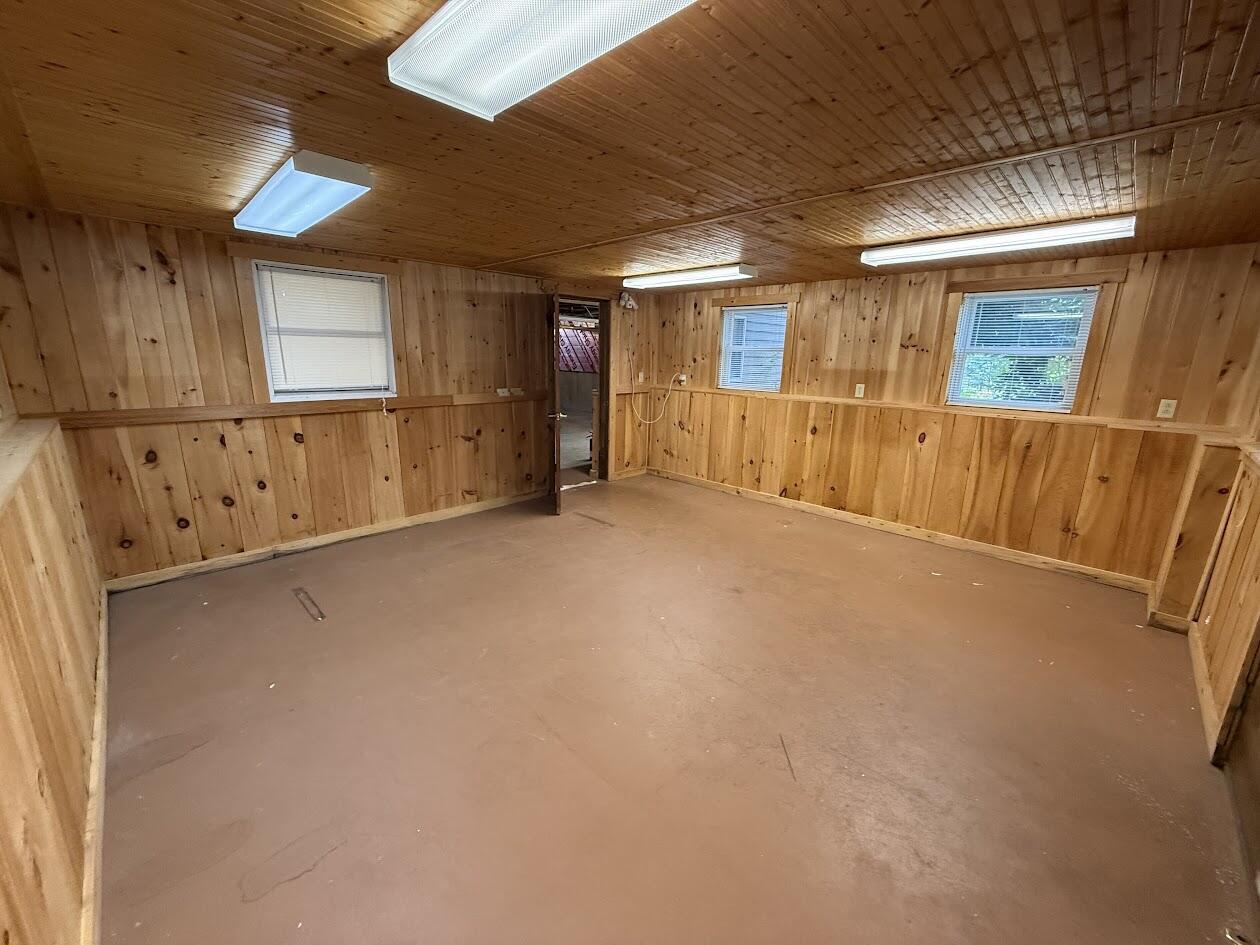 10 Penny Lane Property Photo 86