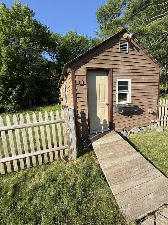 10 Penny Lane Property Photo 97