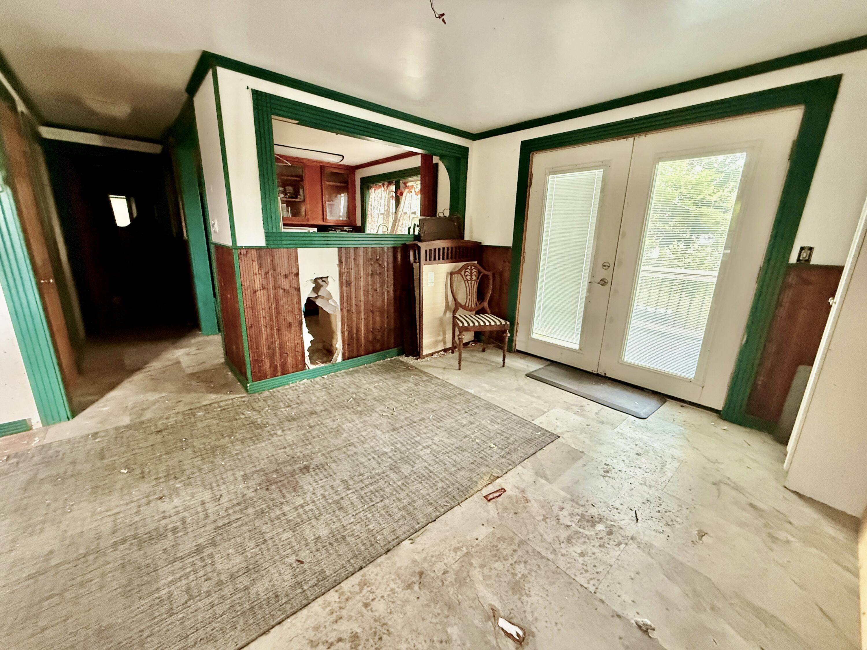 42 Capri Street Property Photo 8