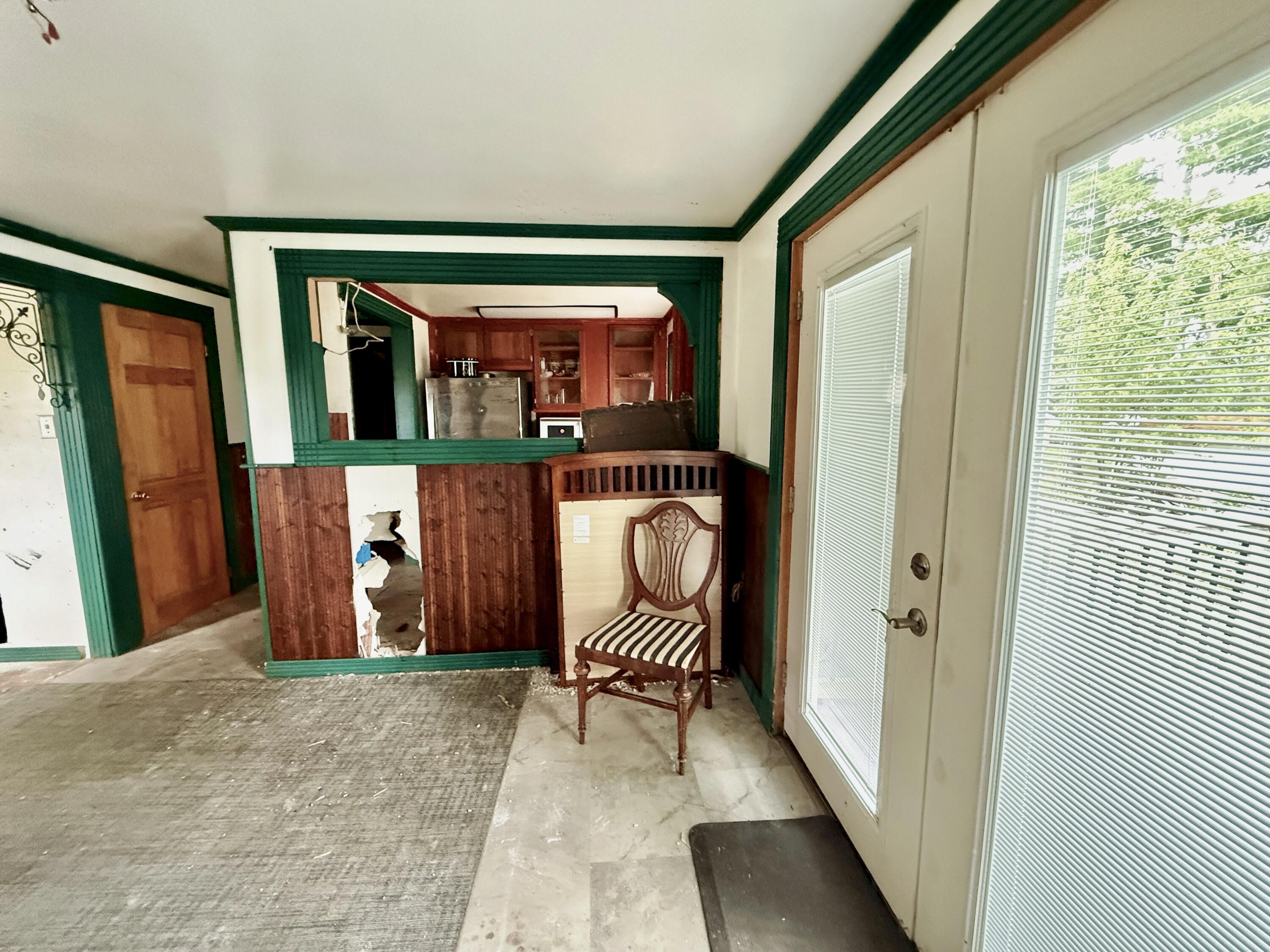 42 Capri Street Property Photo 9