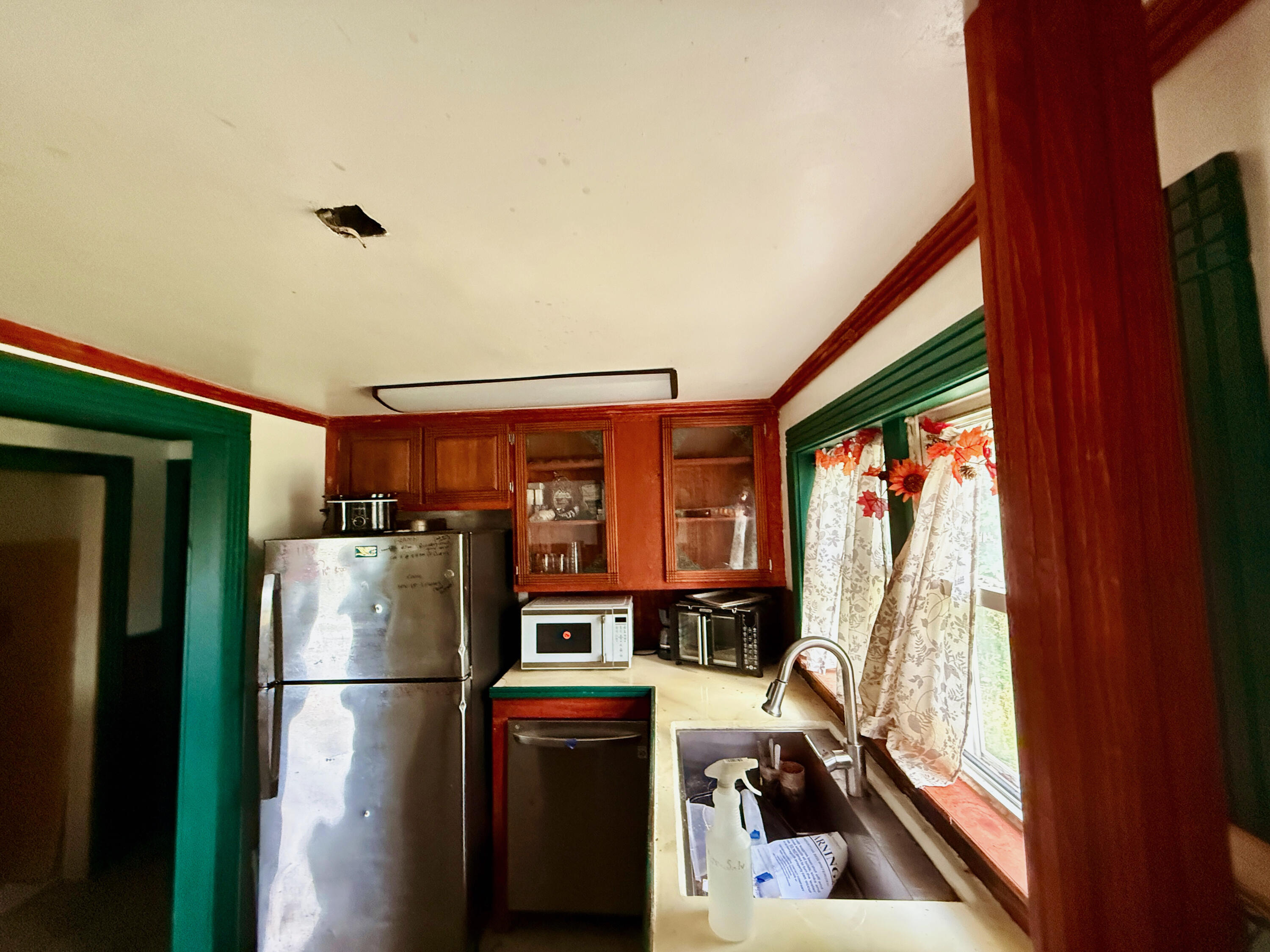 42 Capri Street Property Photo 10