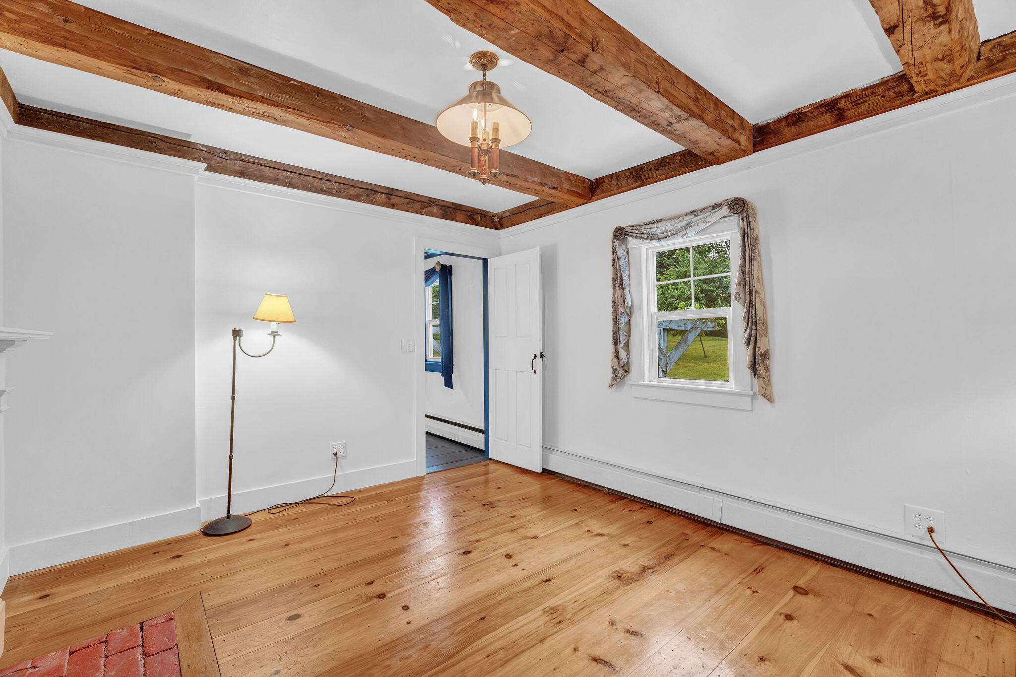 202 Barker Road Property Photo 32